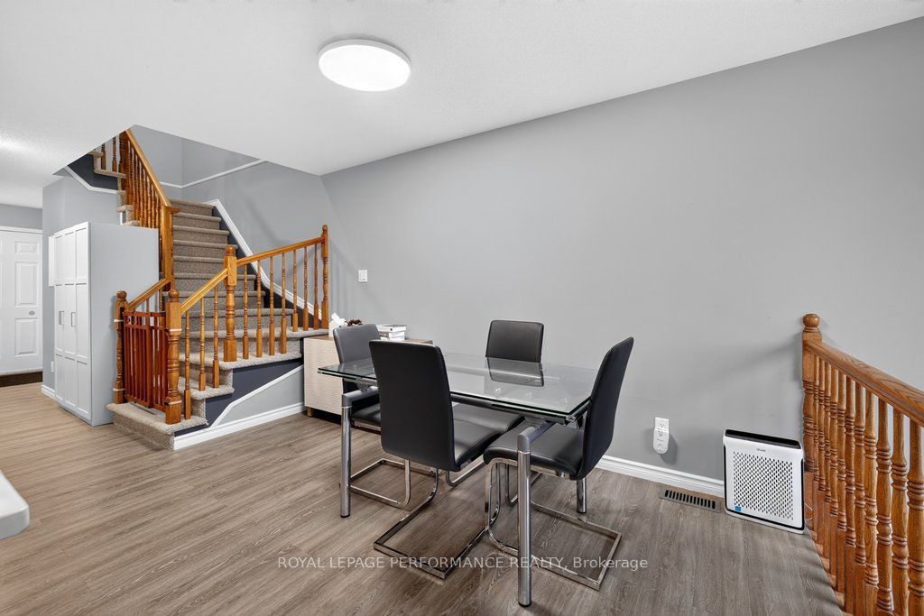 823 Nesting Way Property Photo 18