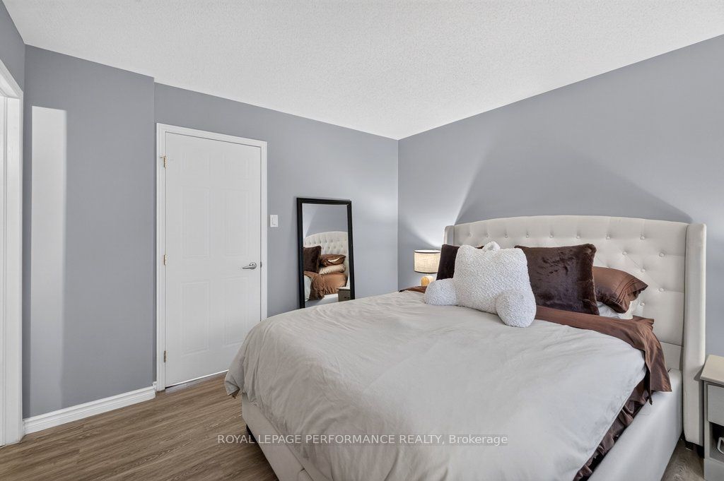 823 Nesting Way Property Photo 28