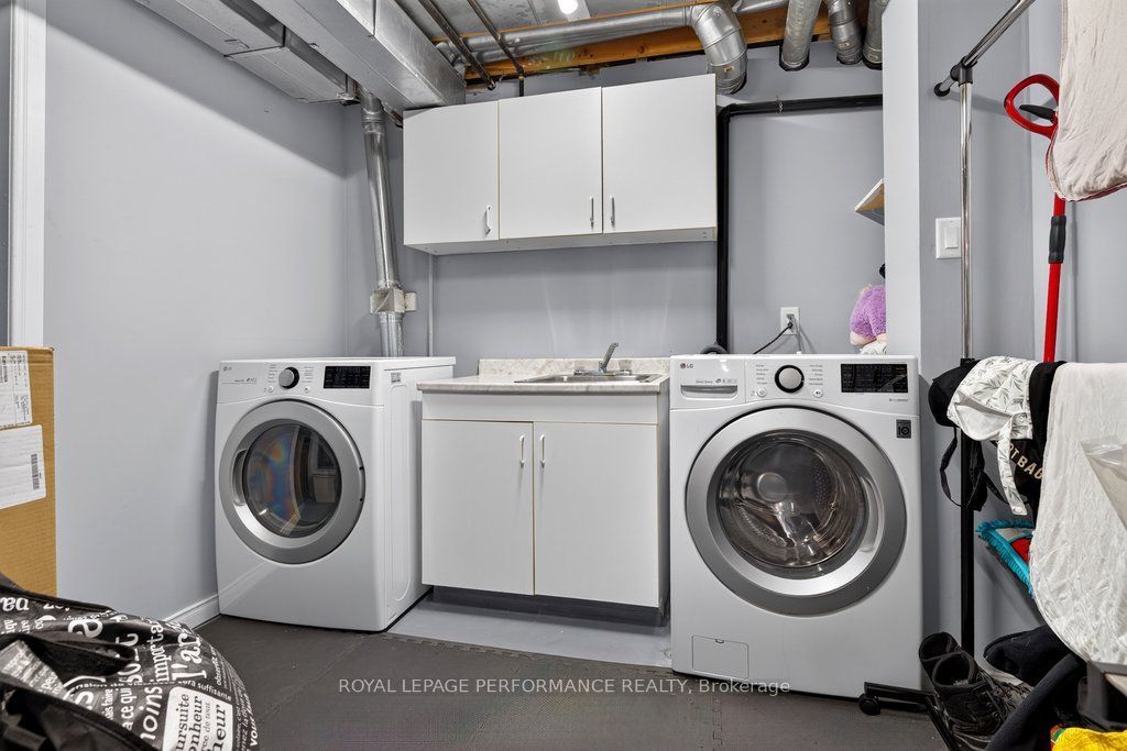 823 Nesting Way Property Photo 33