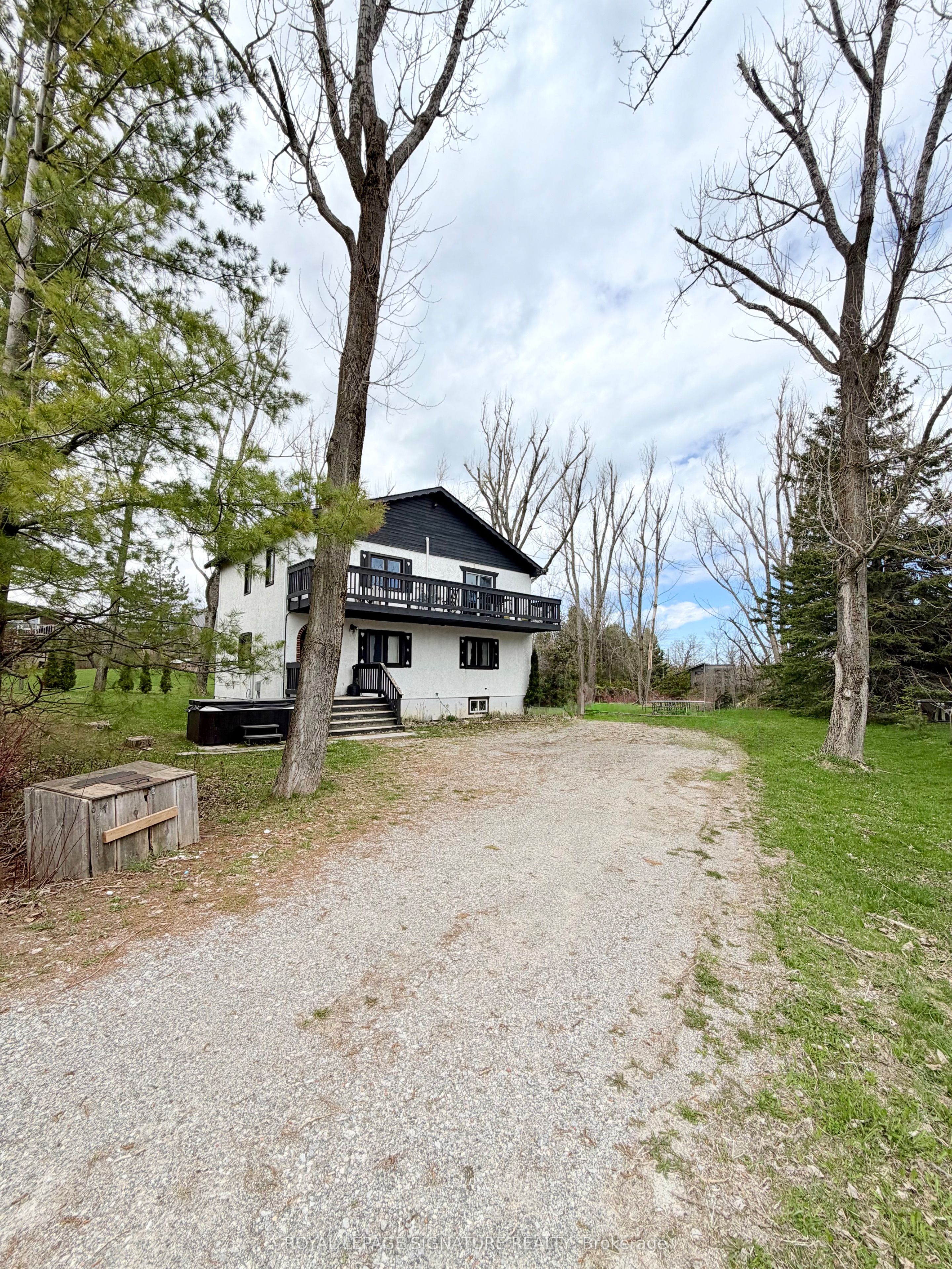 127 Nordic Road Property Photo 2