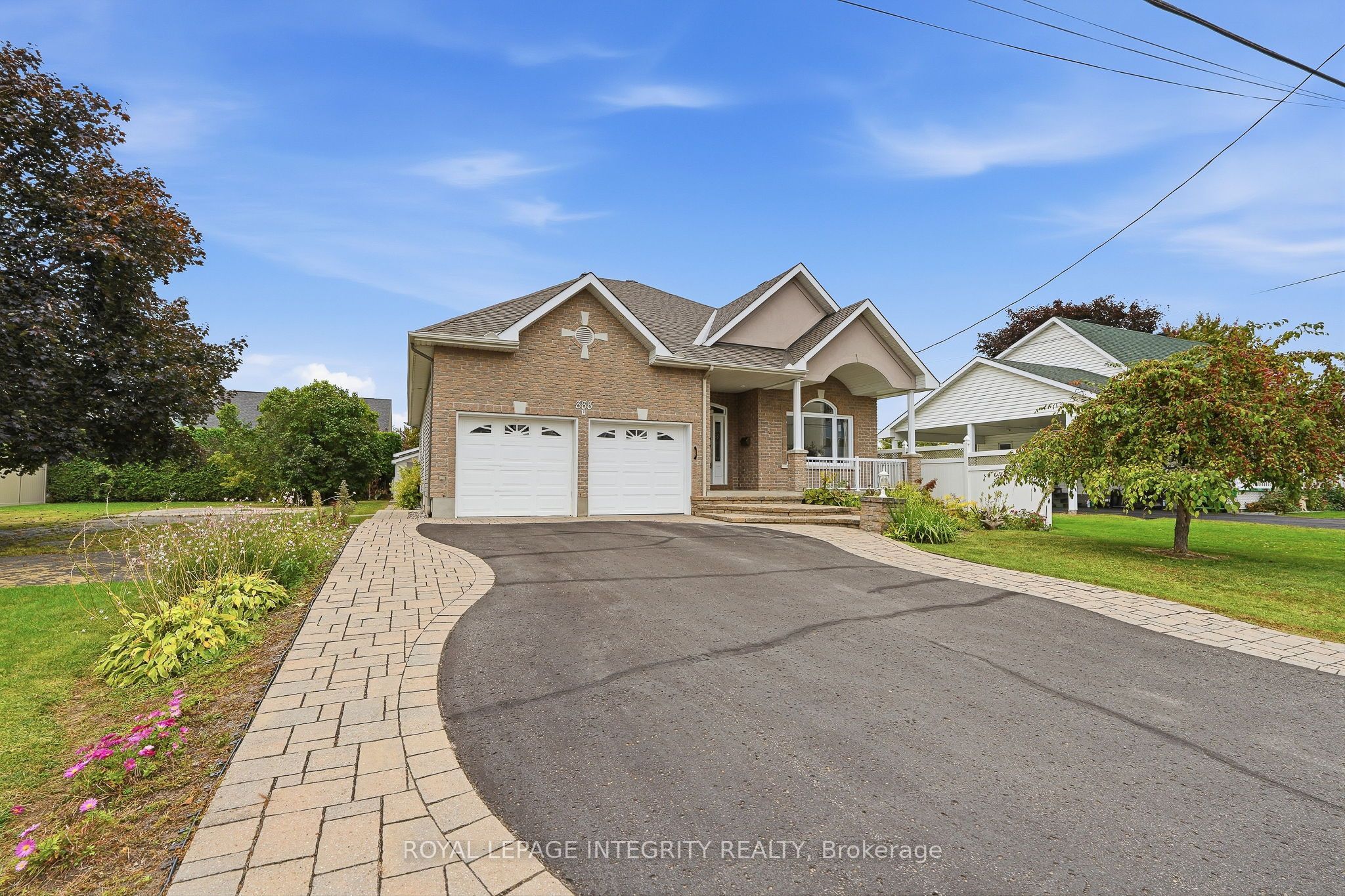 888 Hiawatha Park Road Property Photo 2