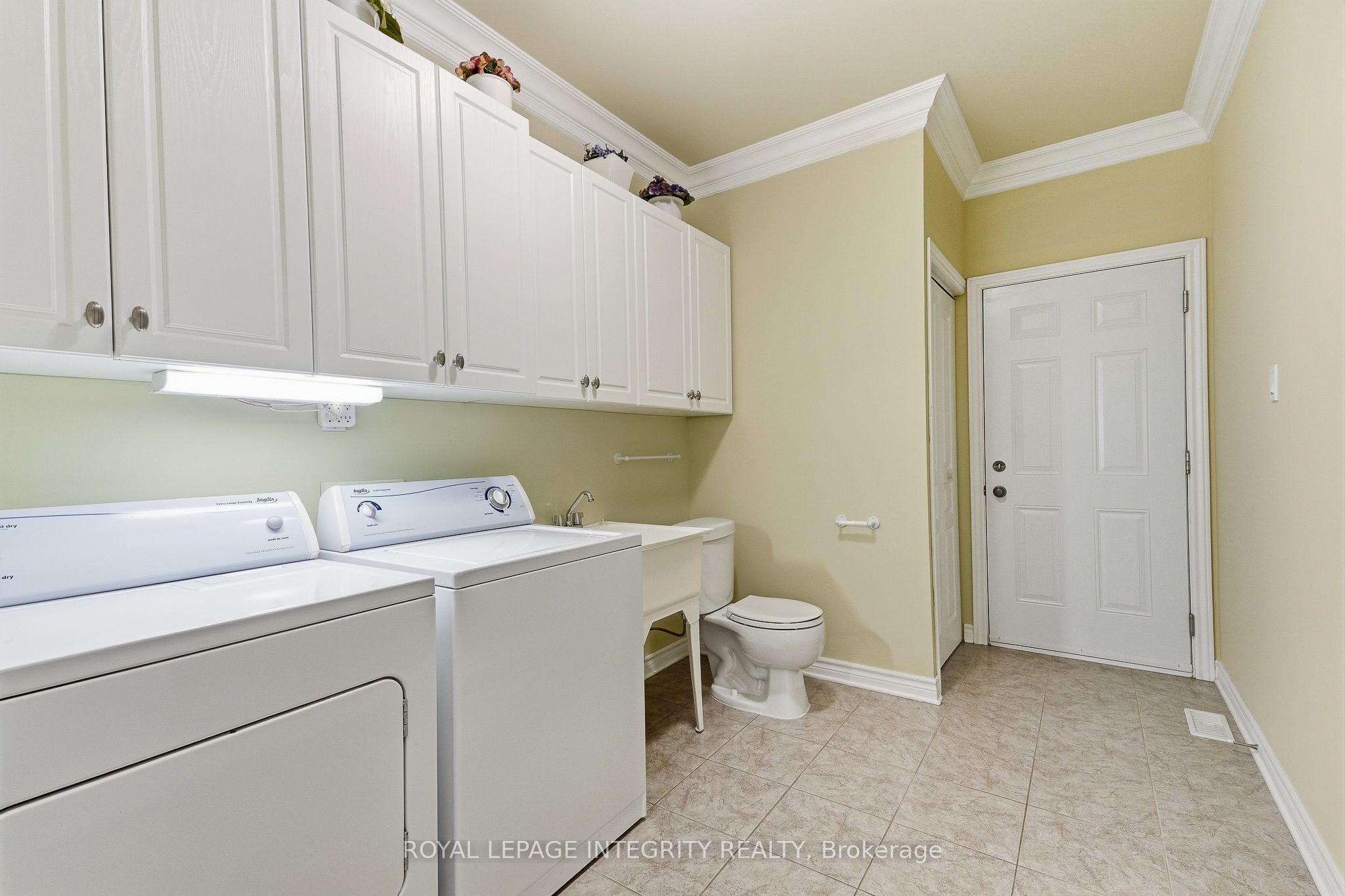 888 Hiawatha Park Road Property Photo 20