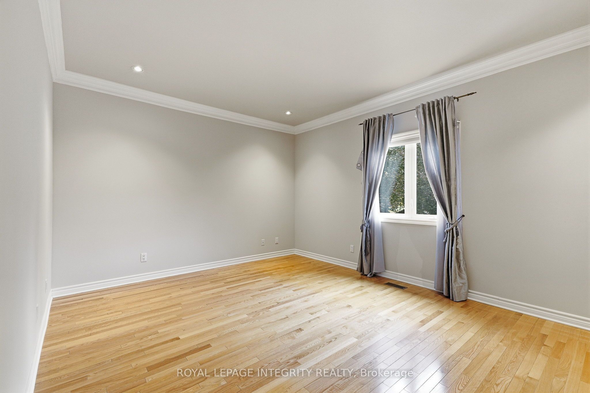 888 Hiawatha Park Road Property Photo 21