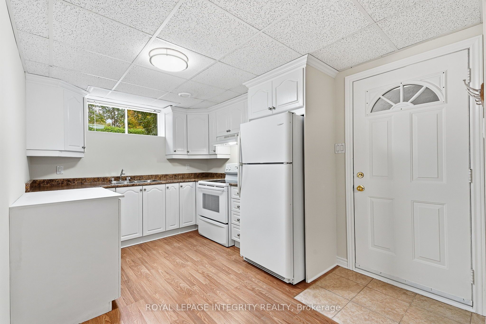 888 Hiawatha Park Road Property Photo 30