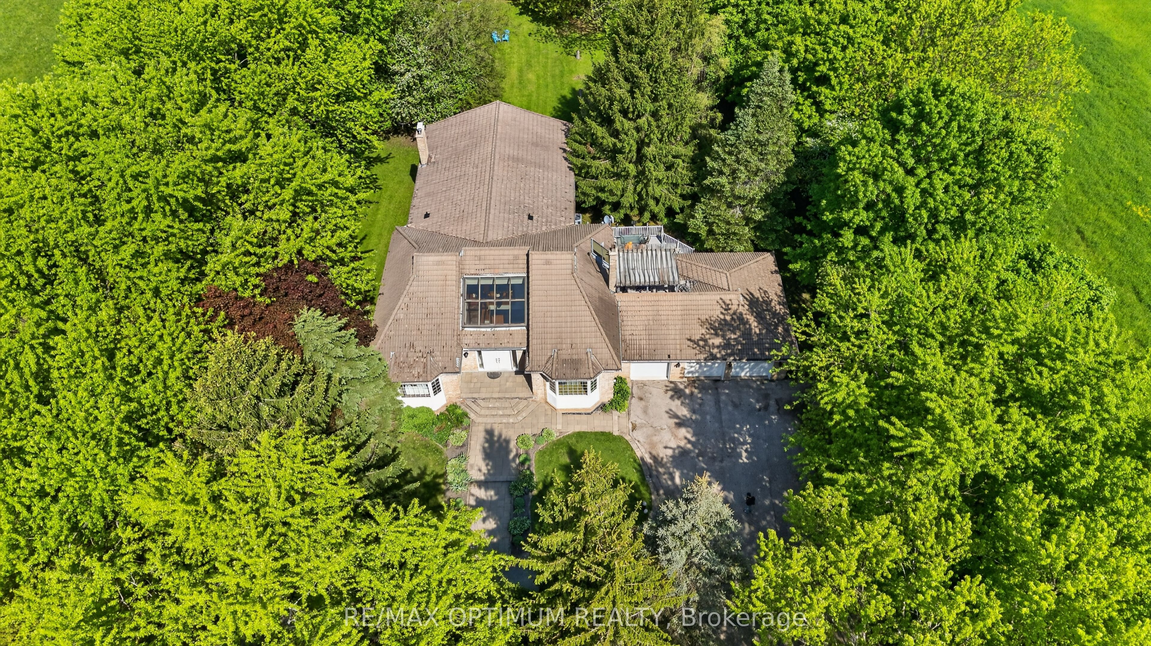 529 Campbellville Road Property Photo 4