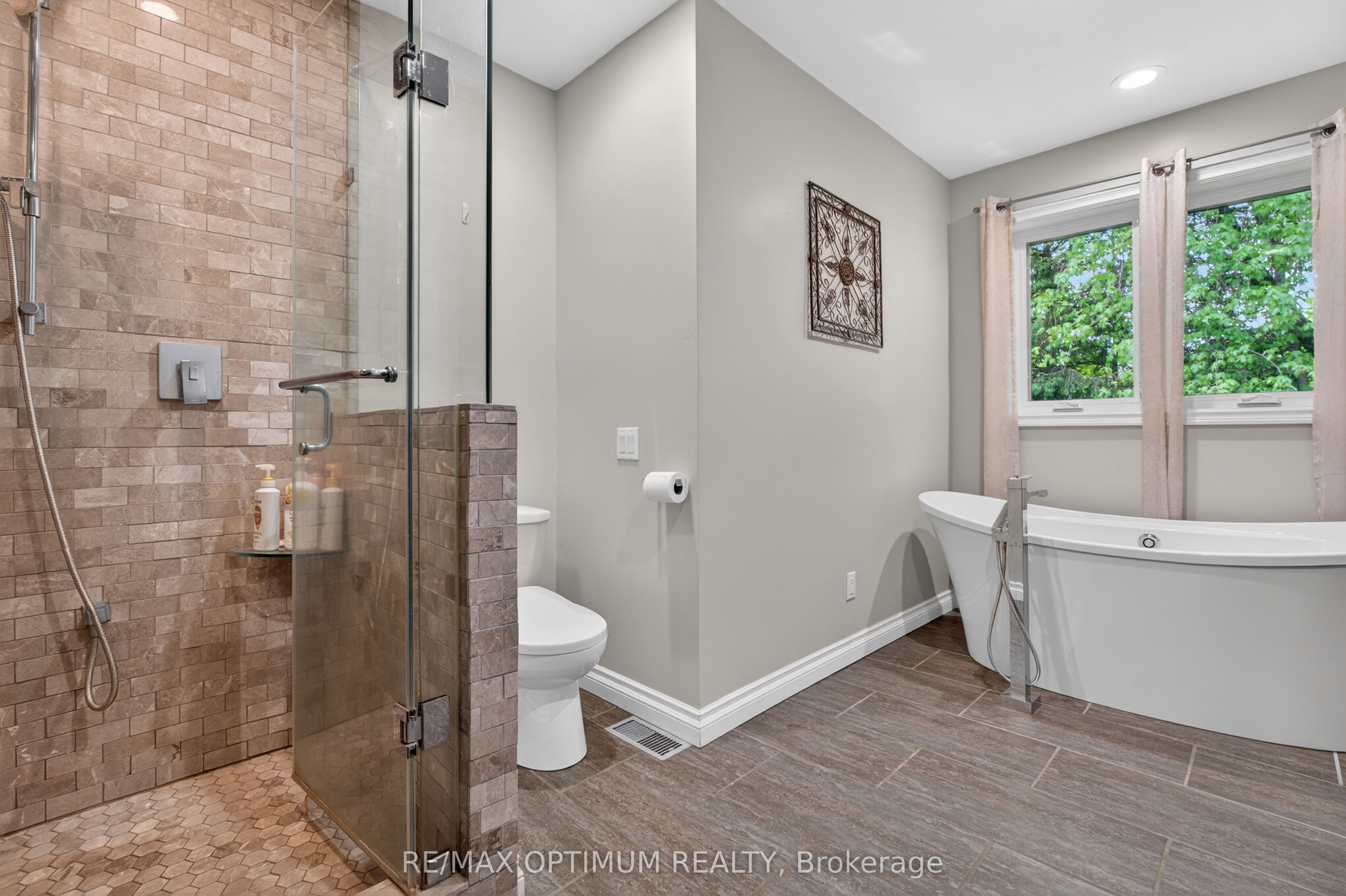 529 Campbellville Road Property Photo 18