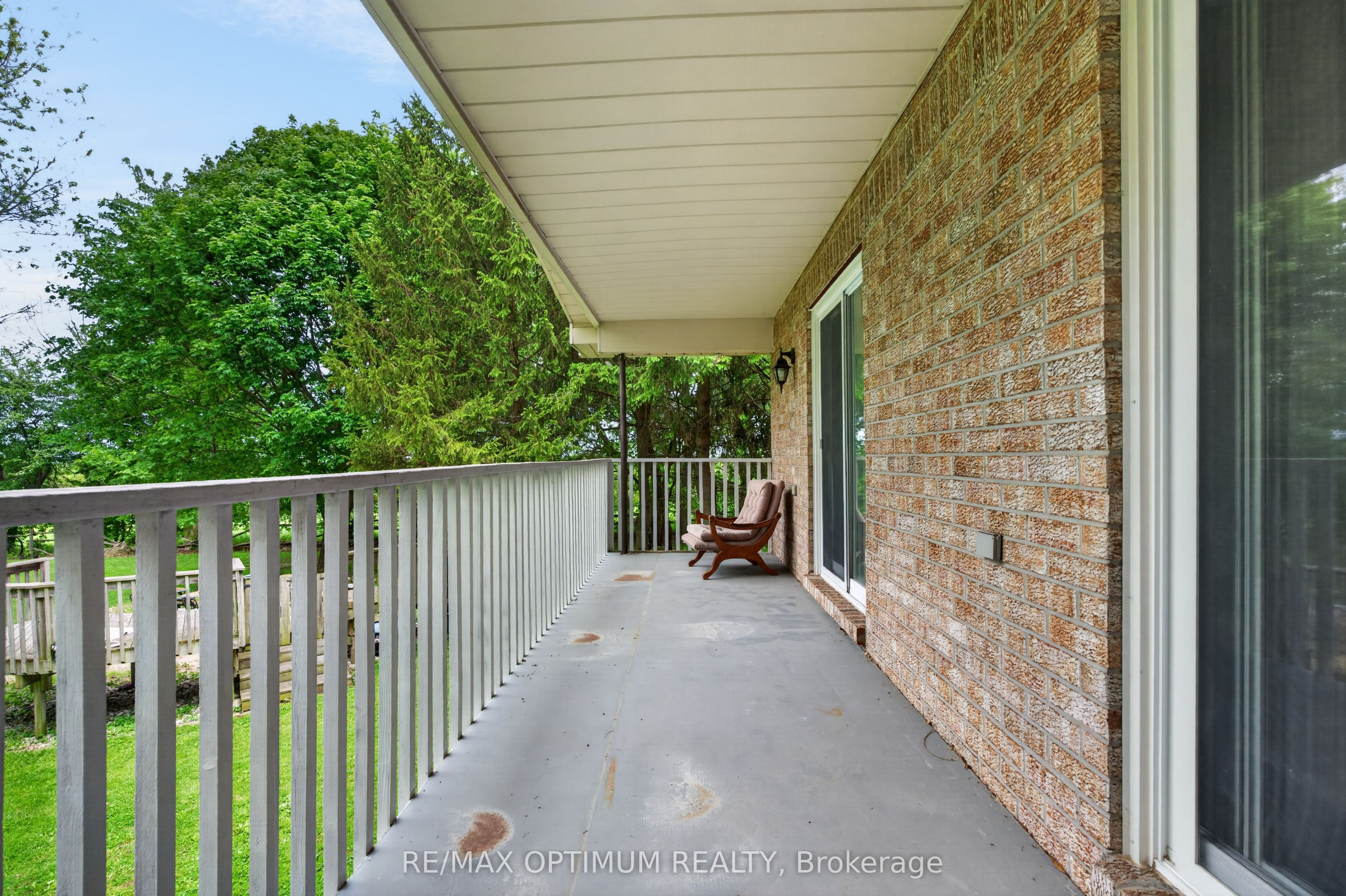 529 Campbellville Road Property Photo 21