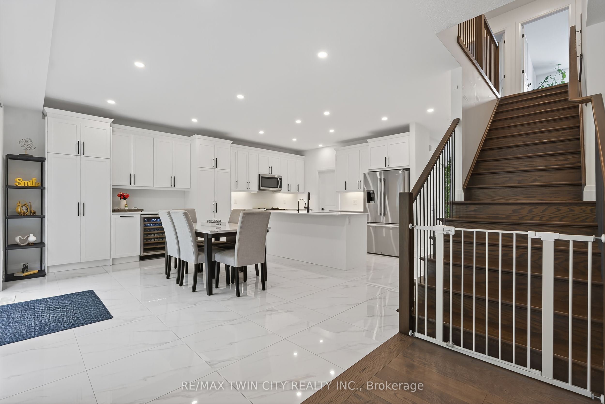 209 Jeffrey Place Property Photo 11