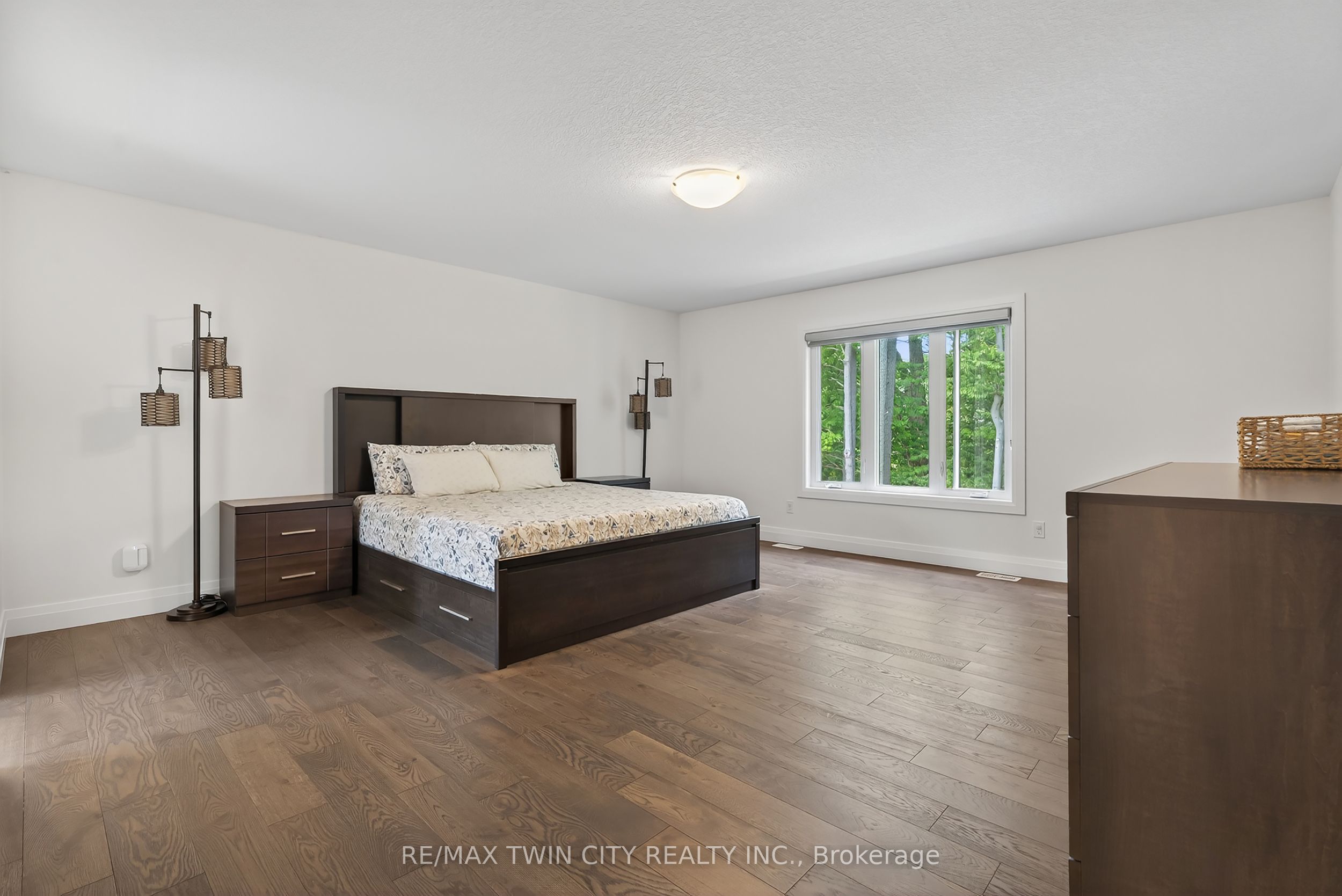 209 Jeffrey Place Property Photo 18