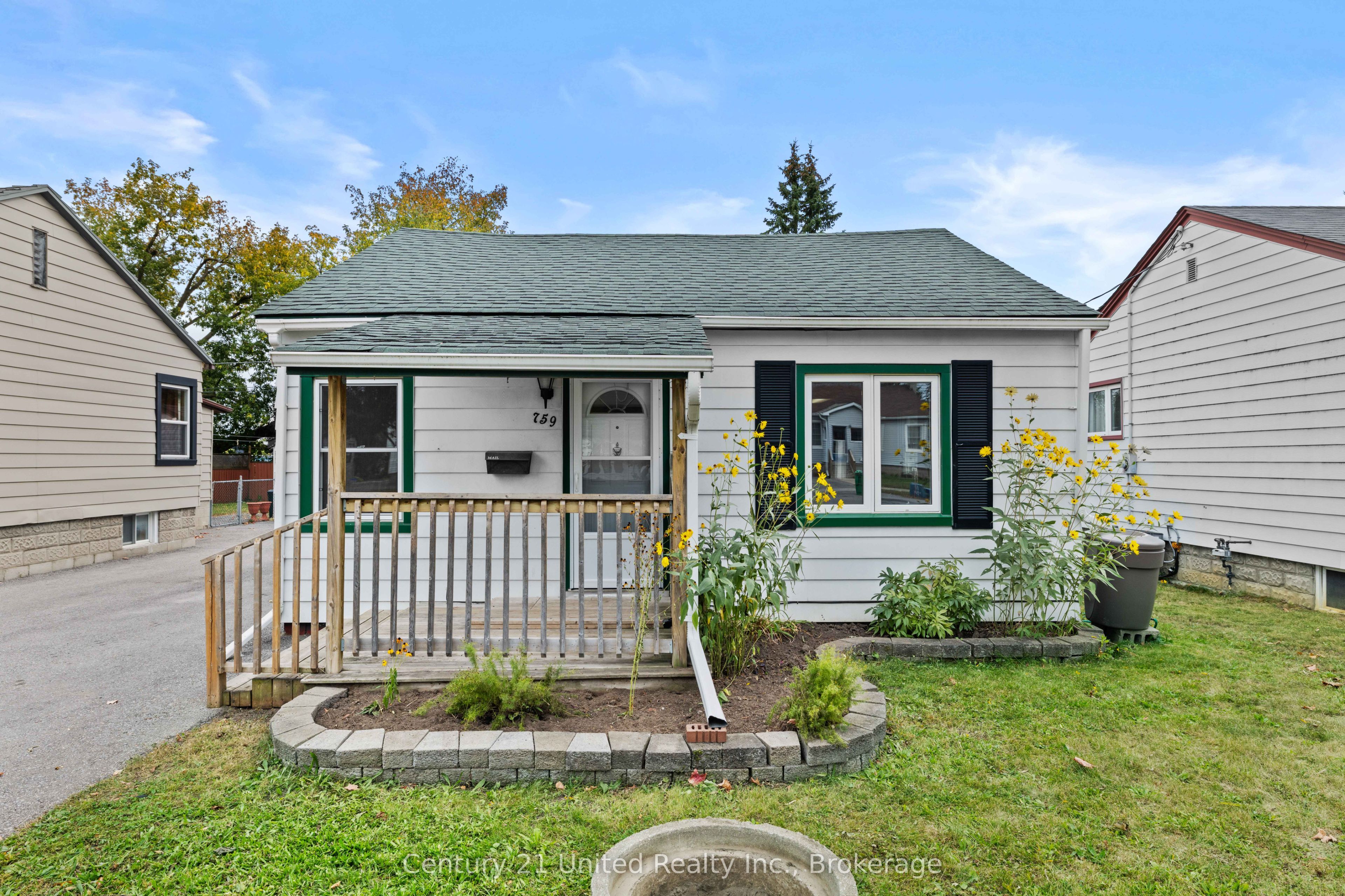 759 St. Mary's Street Property Photo 1
