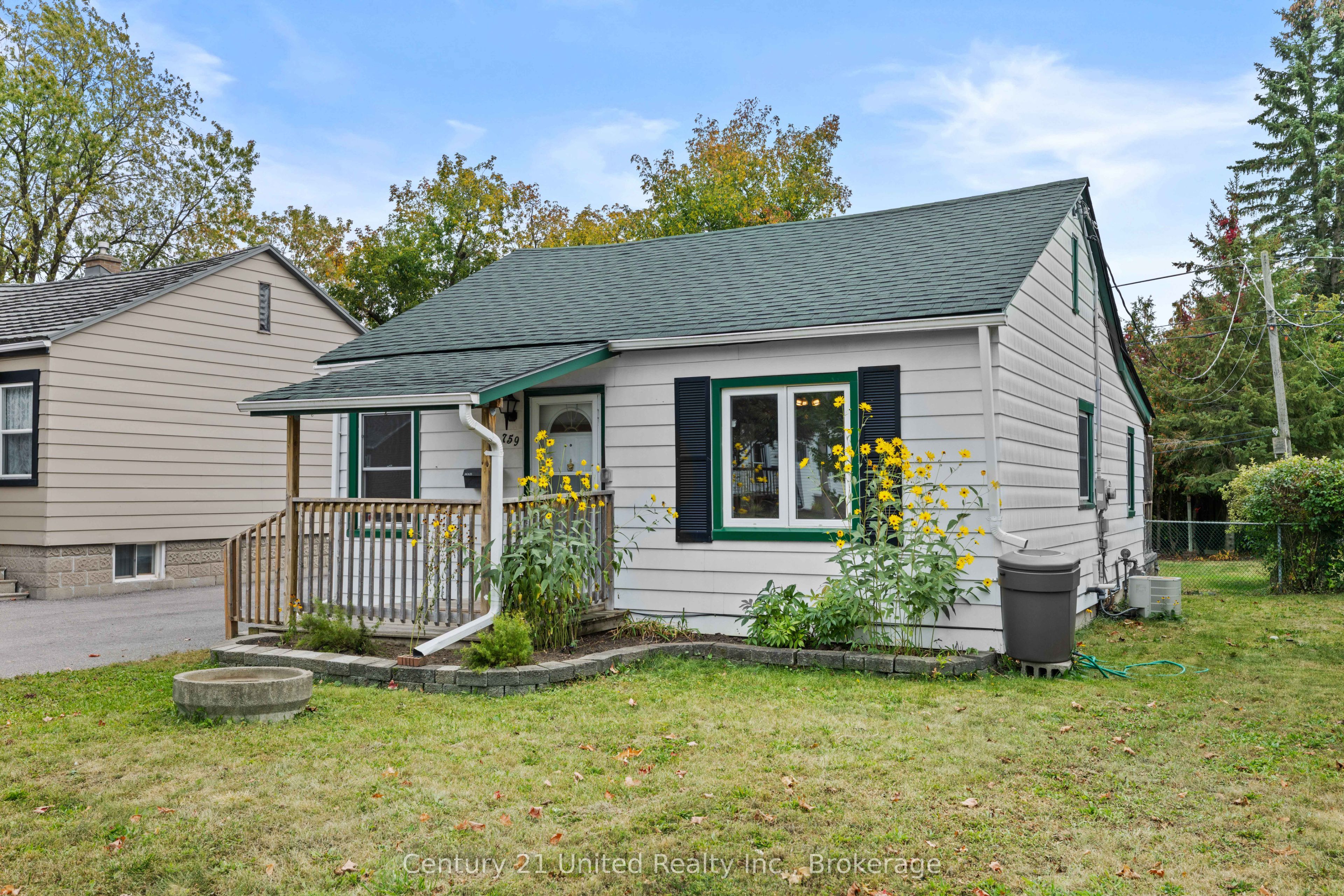 759 St. Mary's Street Property Photo 2