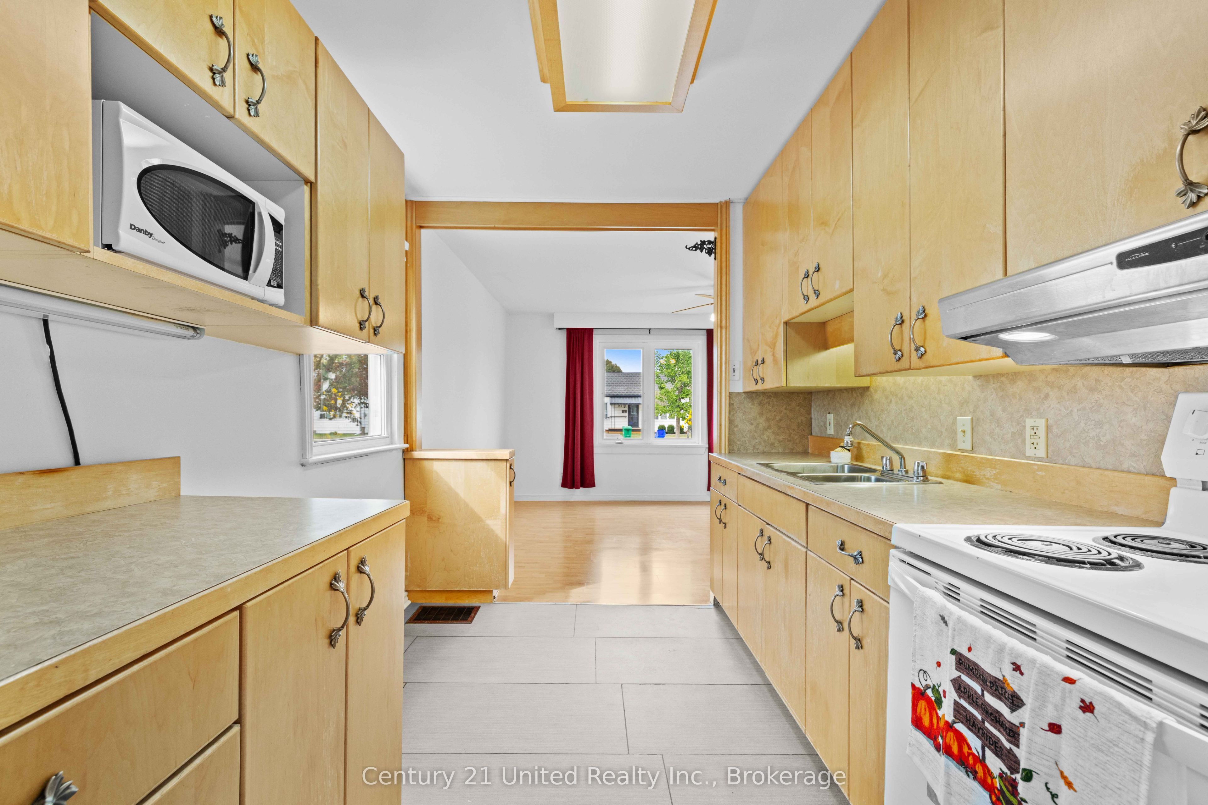 759 St. Mary's Street Property Photo 20