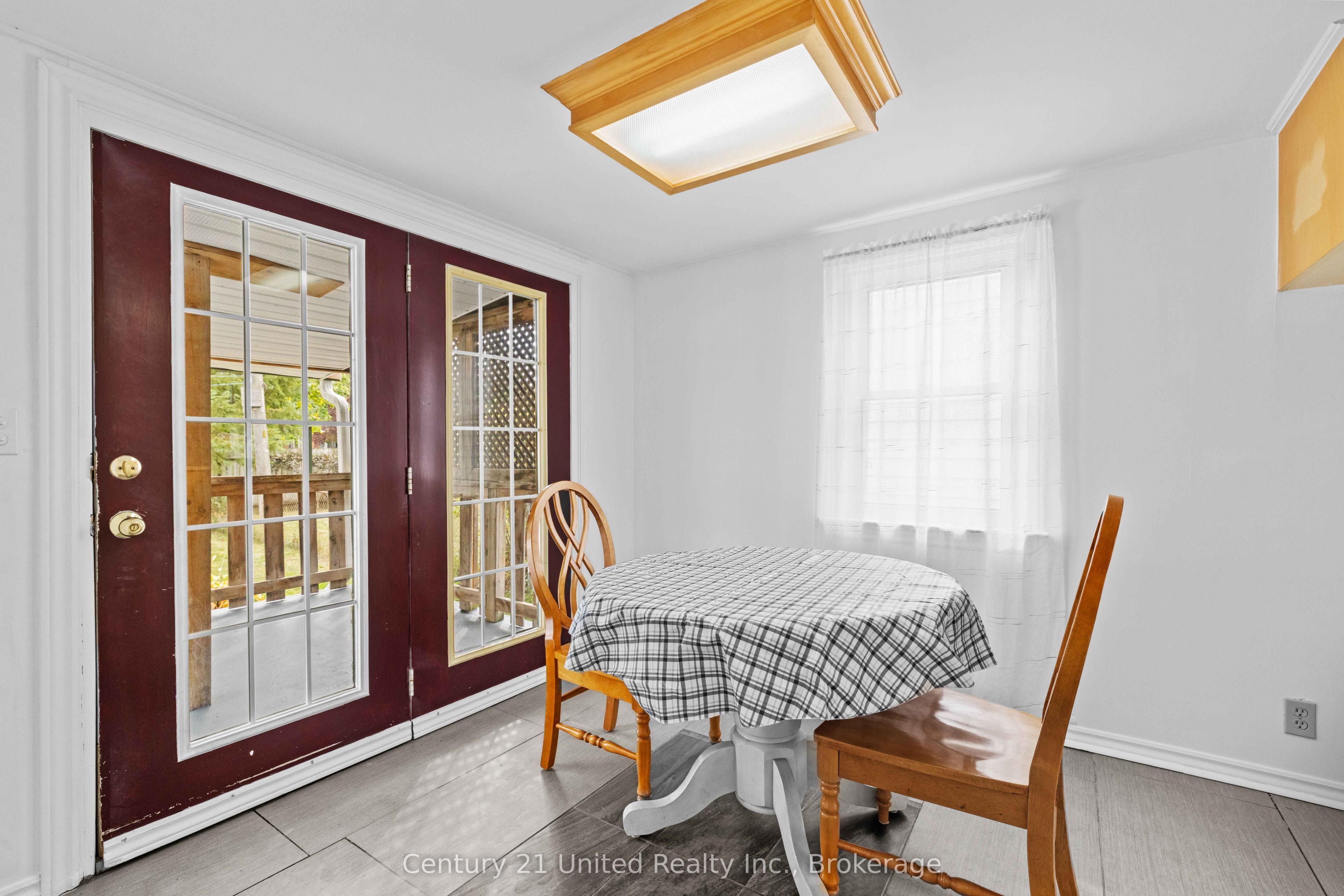 759 St. Mary's Street Property Photo 22