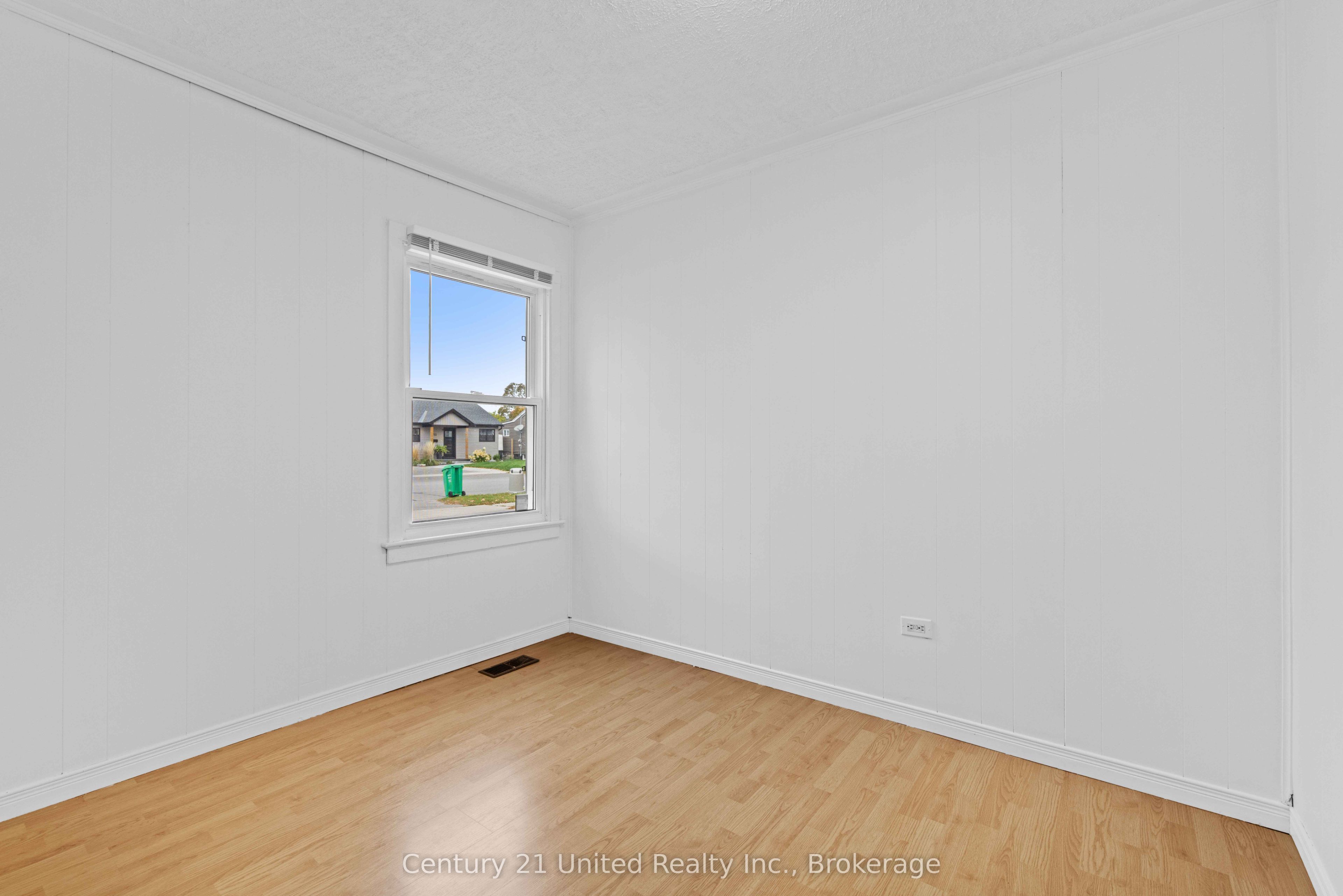 759 St. Mary's Street Property Photo 24