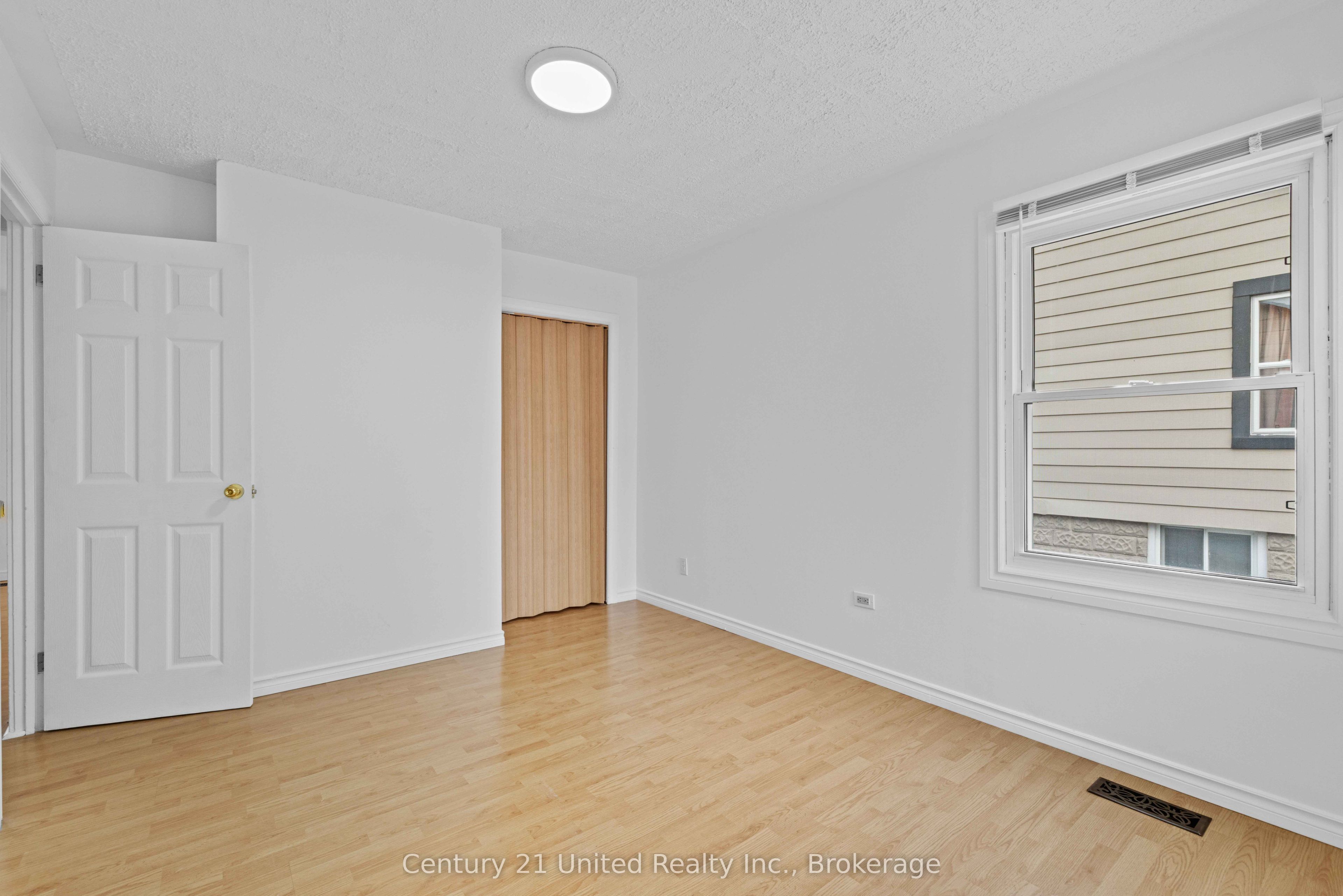 759 St. Mary's Street Property Photo 28