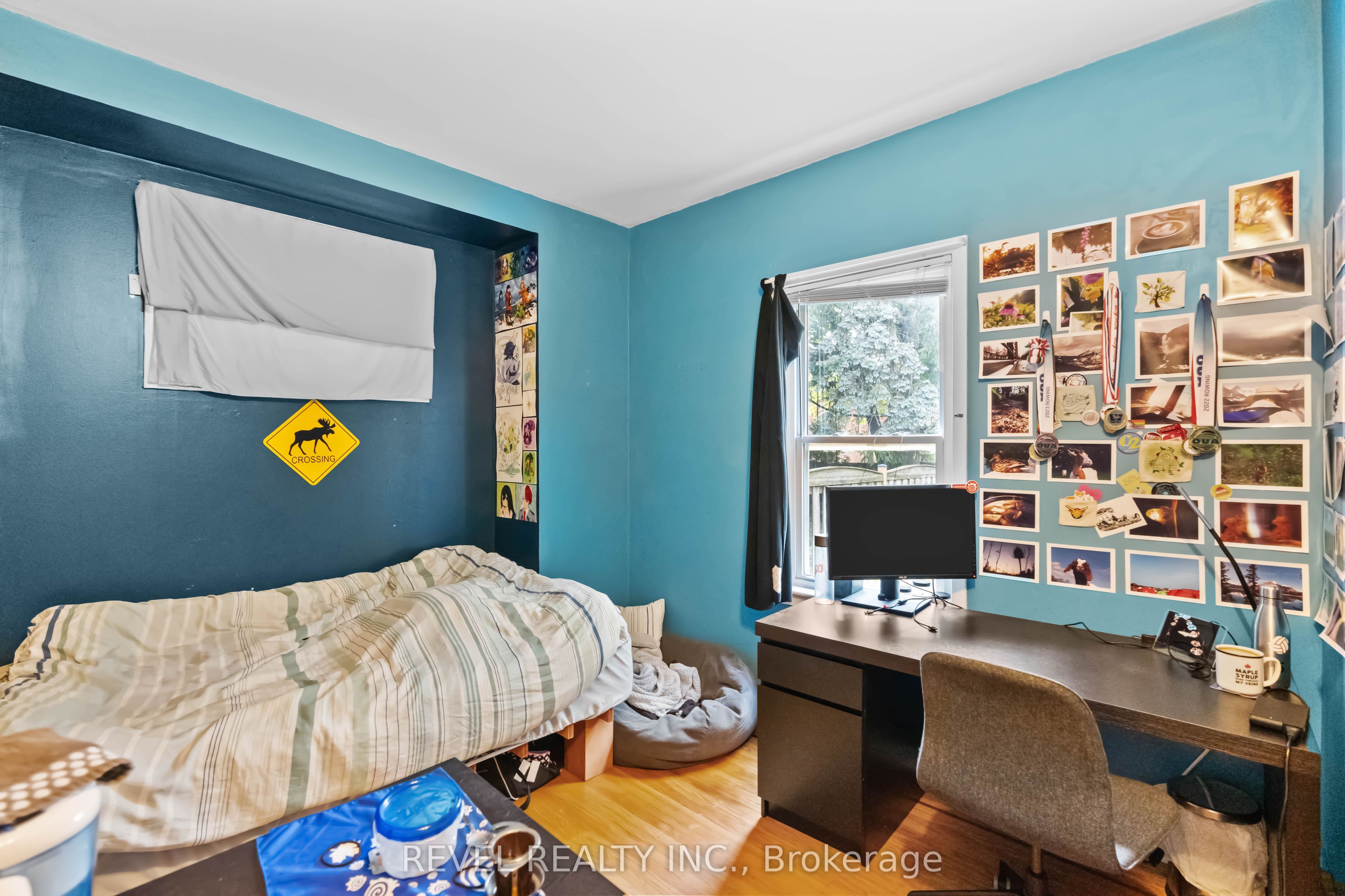 33 Cline Avenue N Property Photo 9