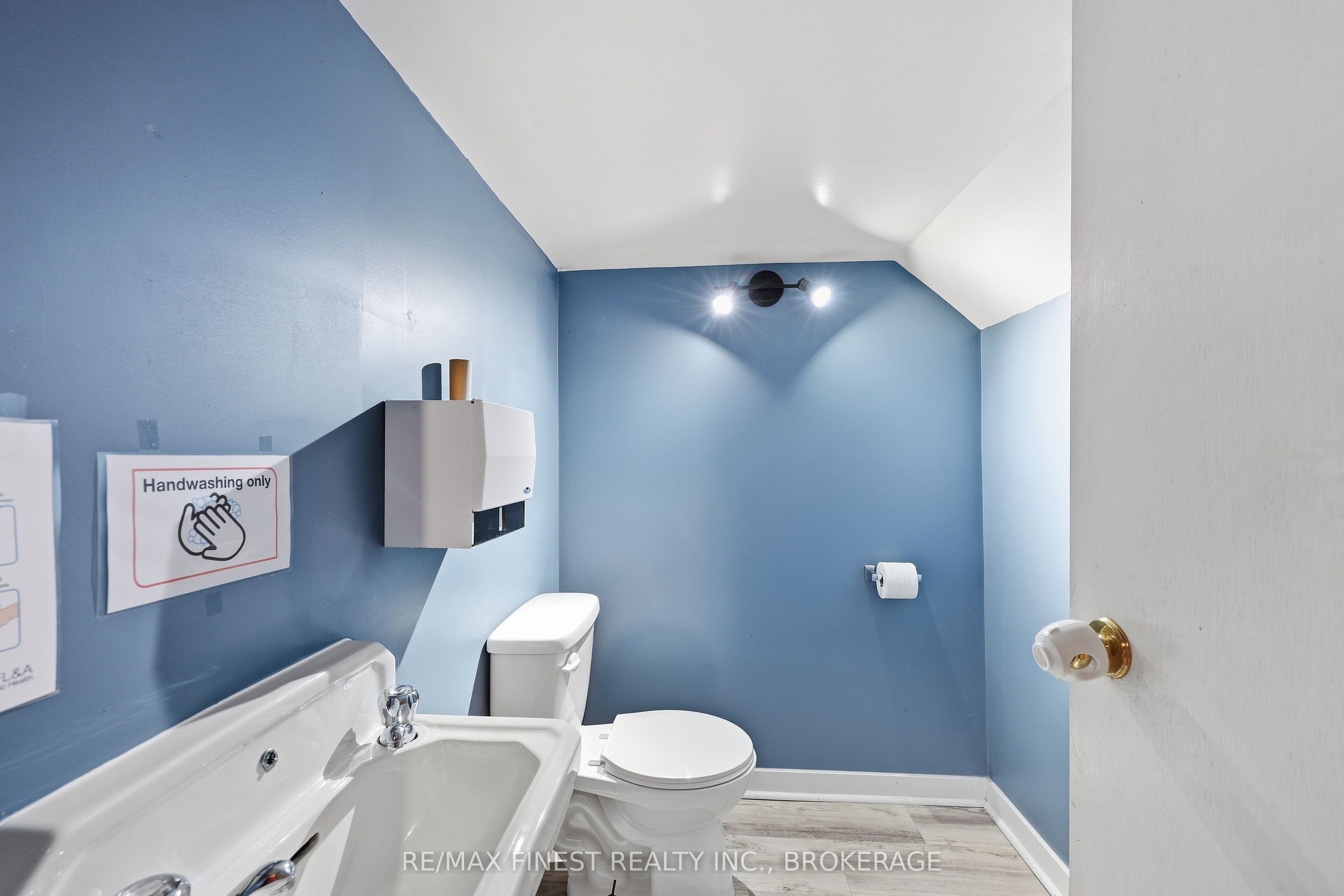 83 Bridge Street Property Photo 35