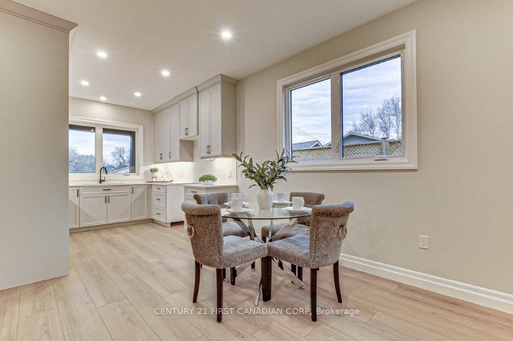 163 Elgin Avenue E Property Photo 6
