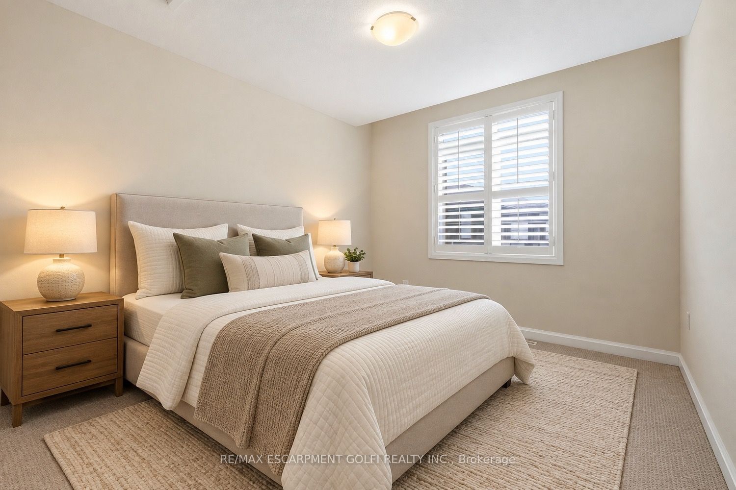 8 Rouley Lane Property Photo 12