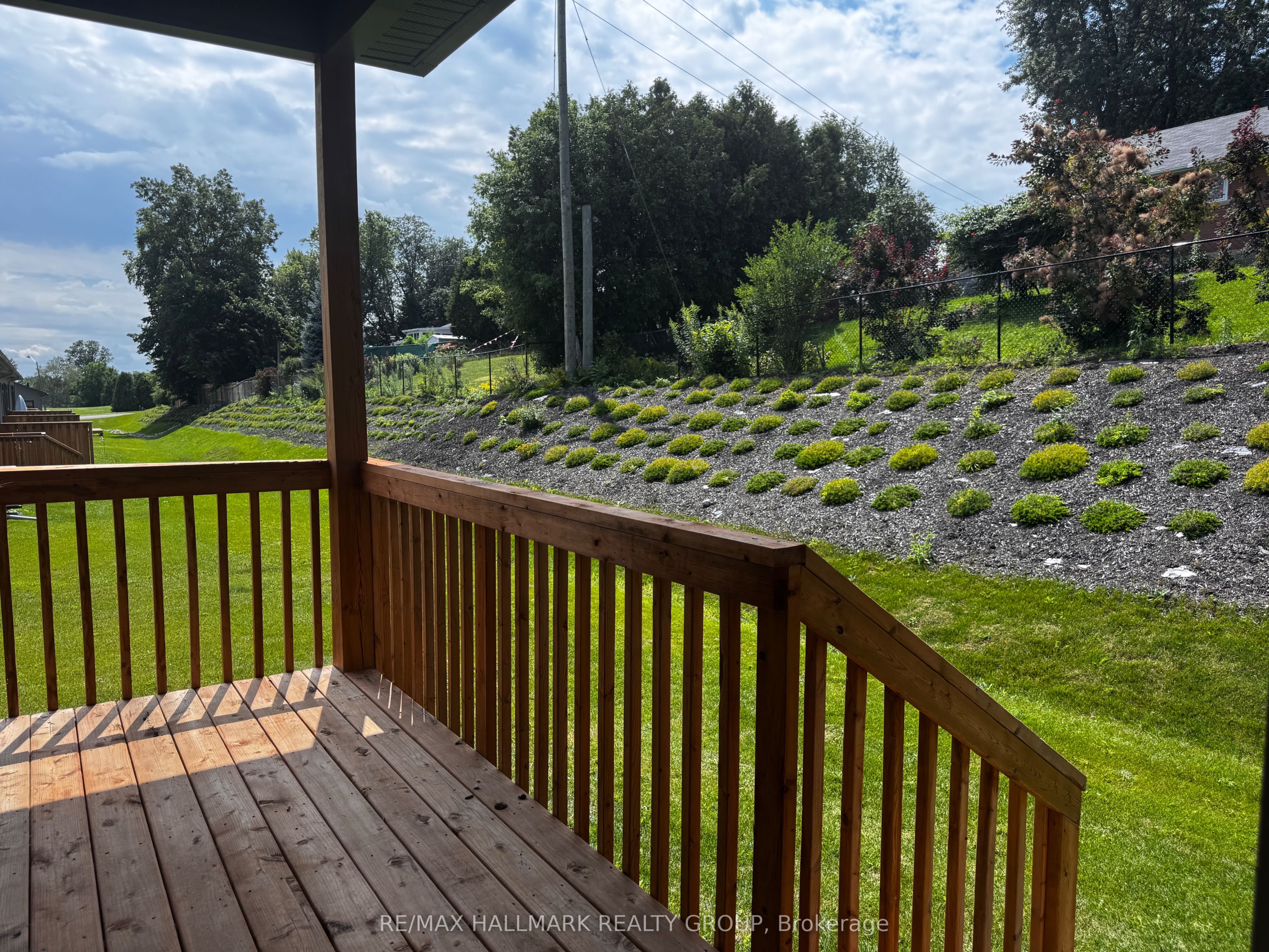 1513 Flanders Road Property Photo 11
