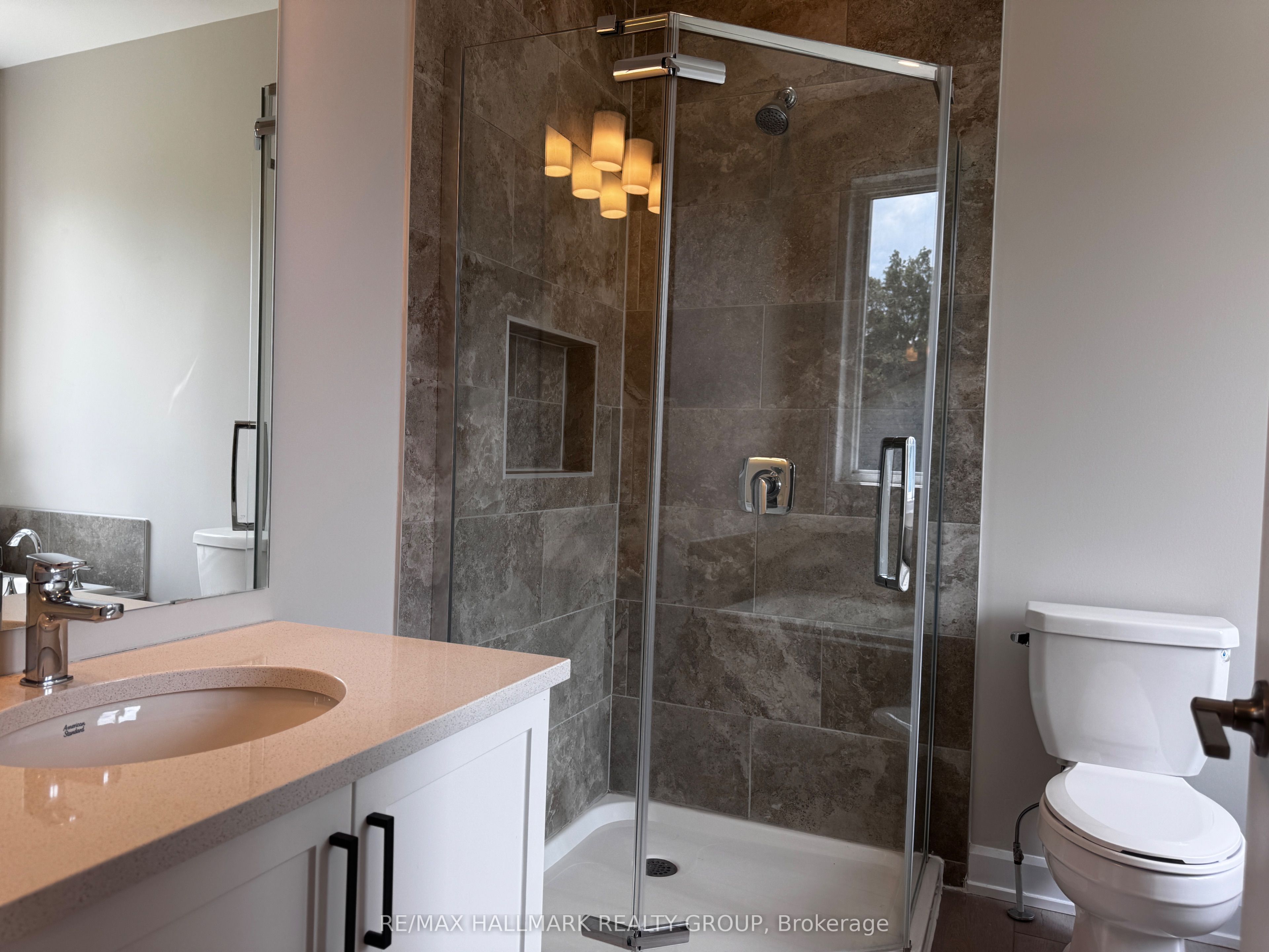 1513 Flanders Road Property Photo 16