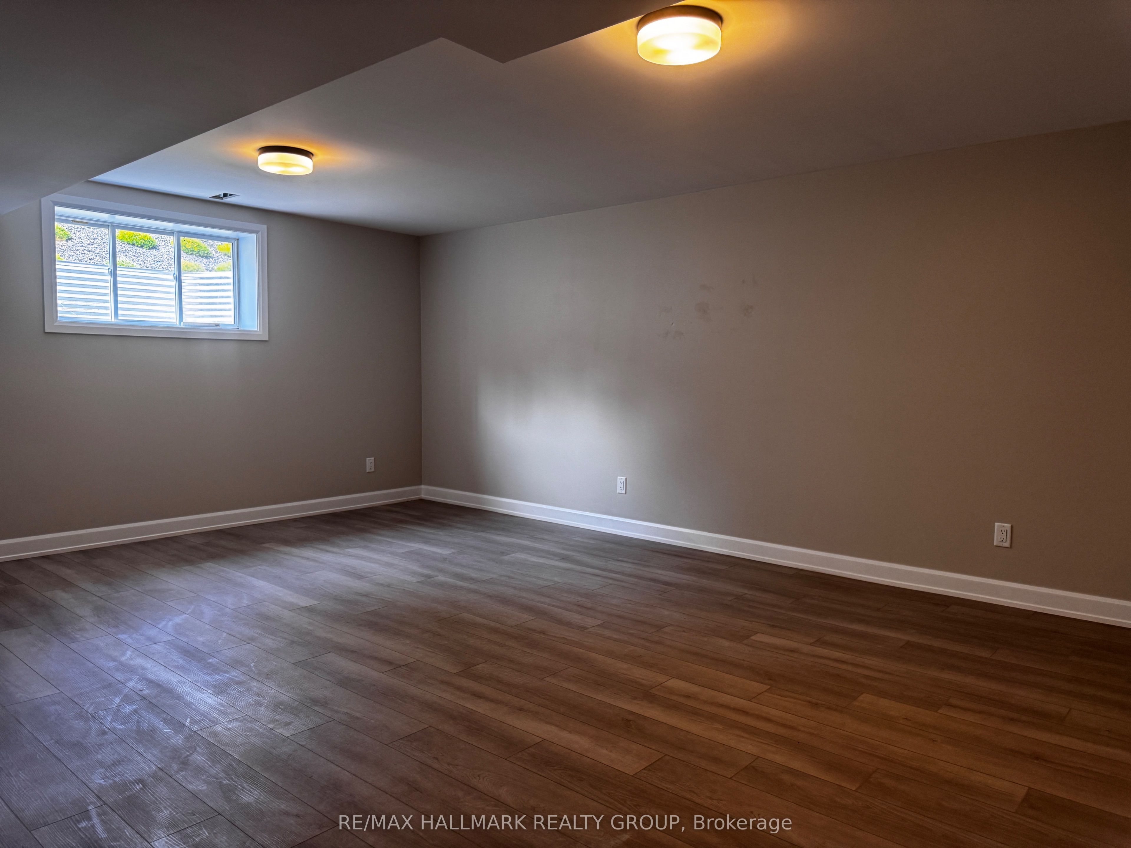 1513 Flanders Road Property Photo 19