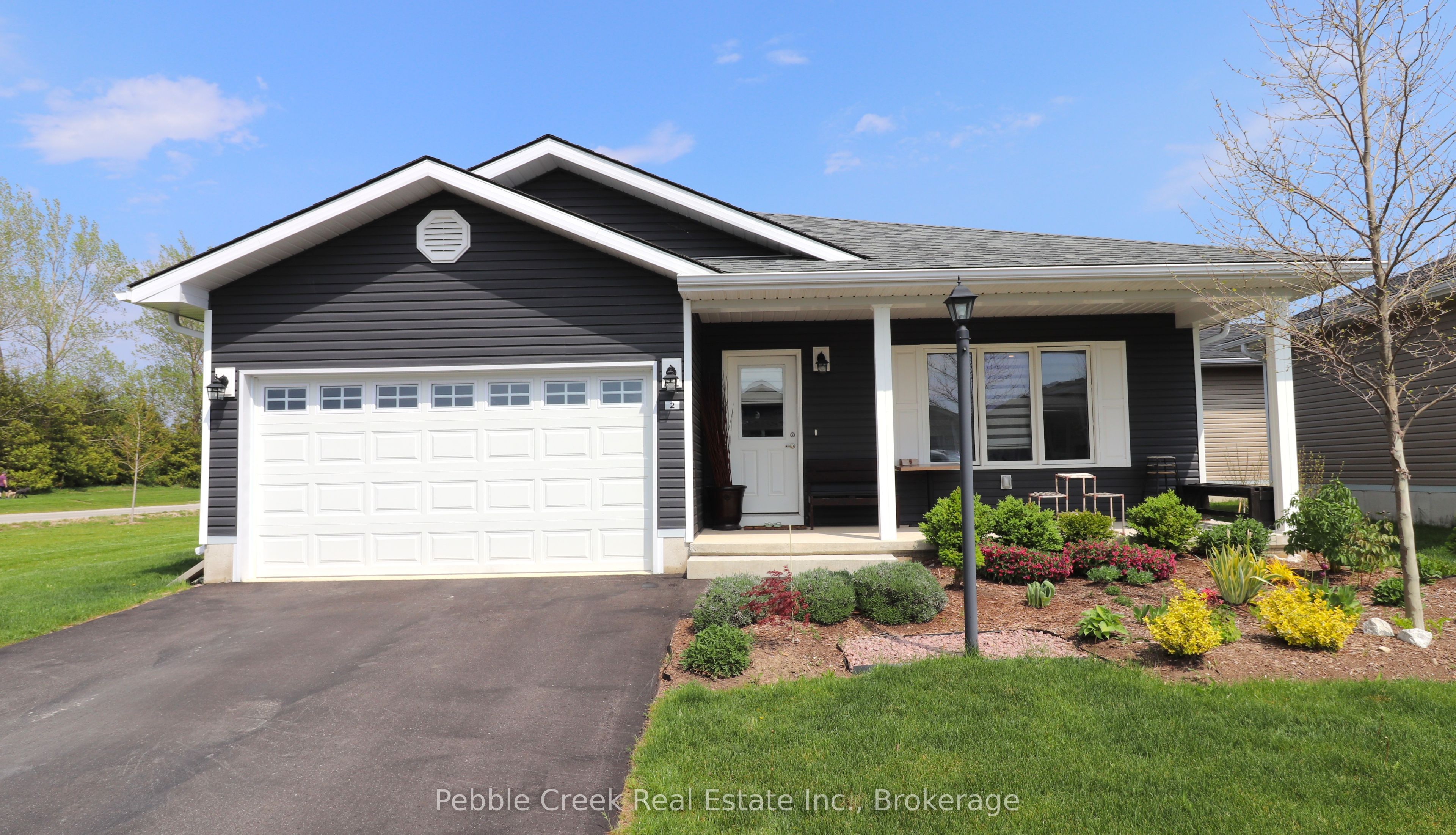 2 Highview Street Property Photo 1