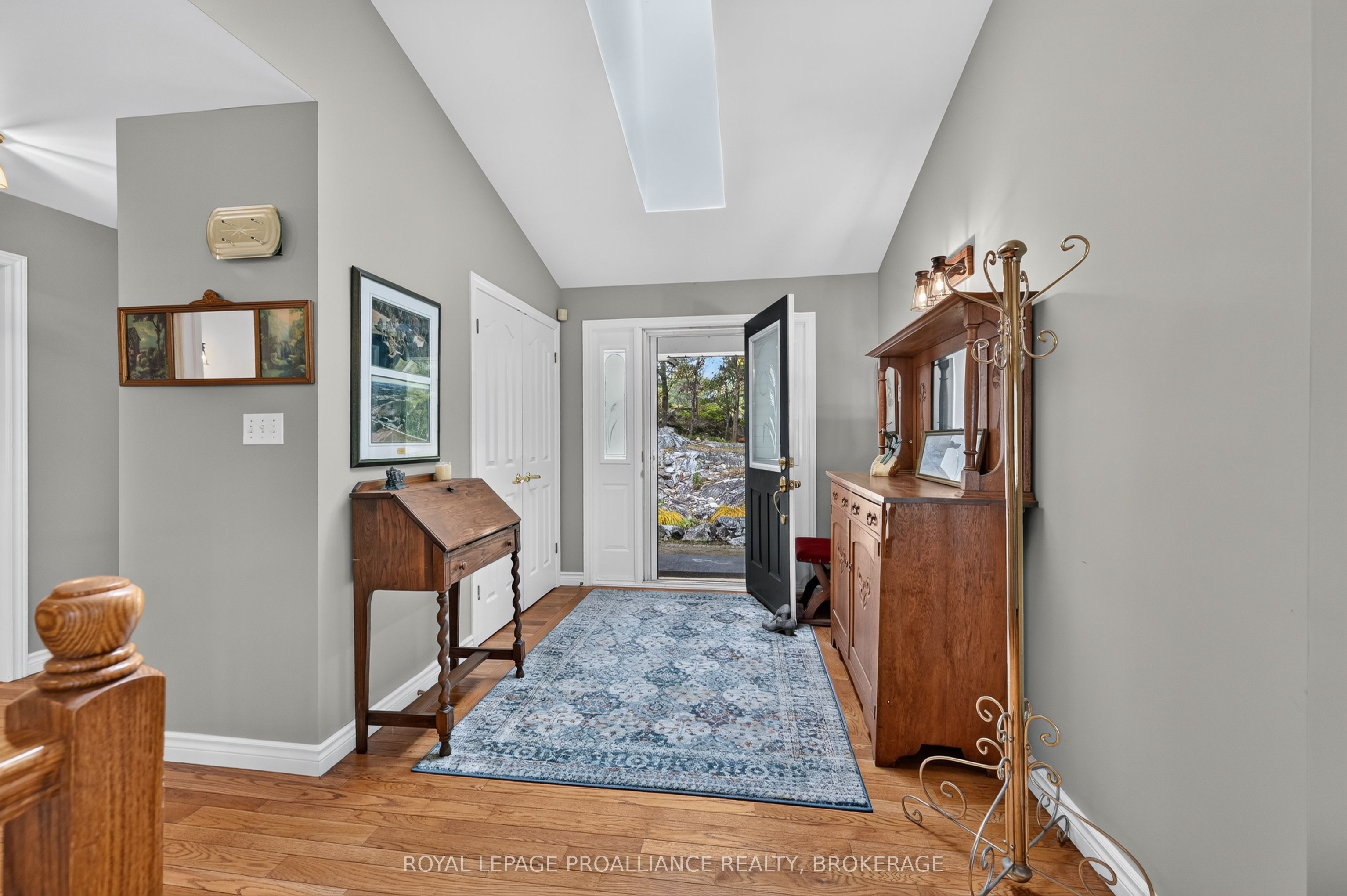6 Vanston Road Property Photo 4