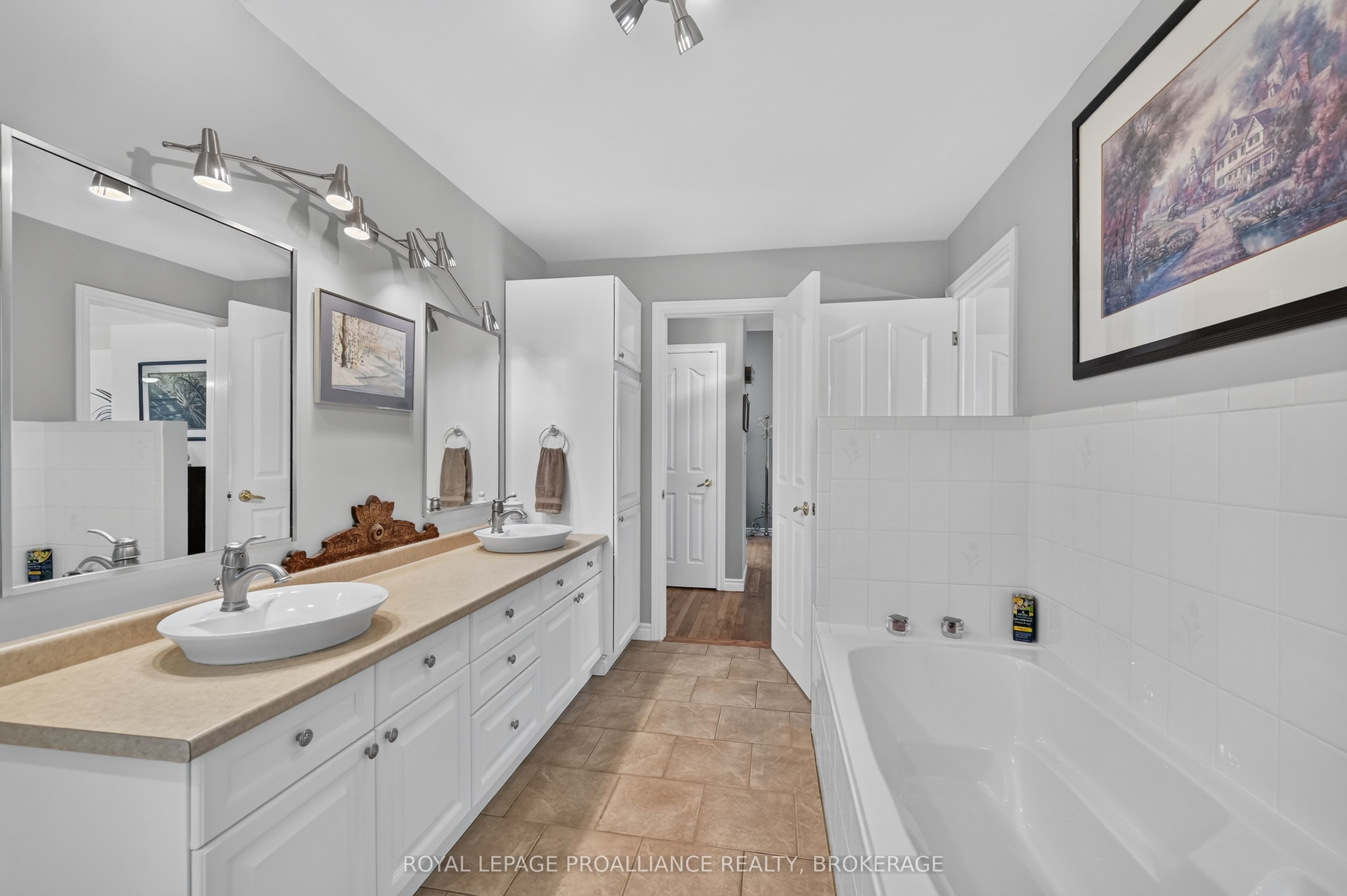 6 Vanston Road Property Photo 20