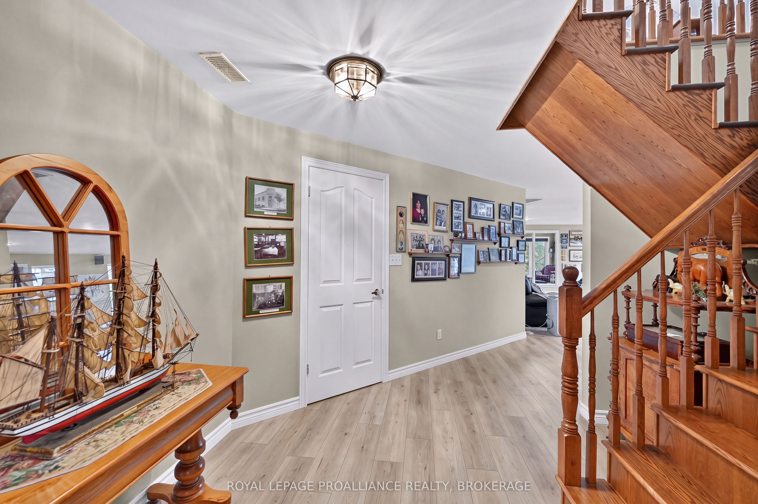 6 Vanston Road Property Photo 22