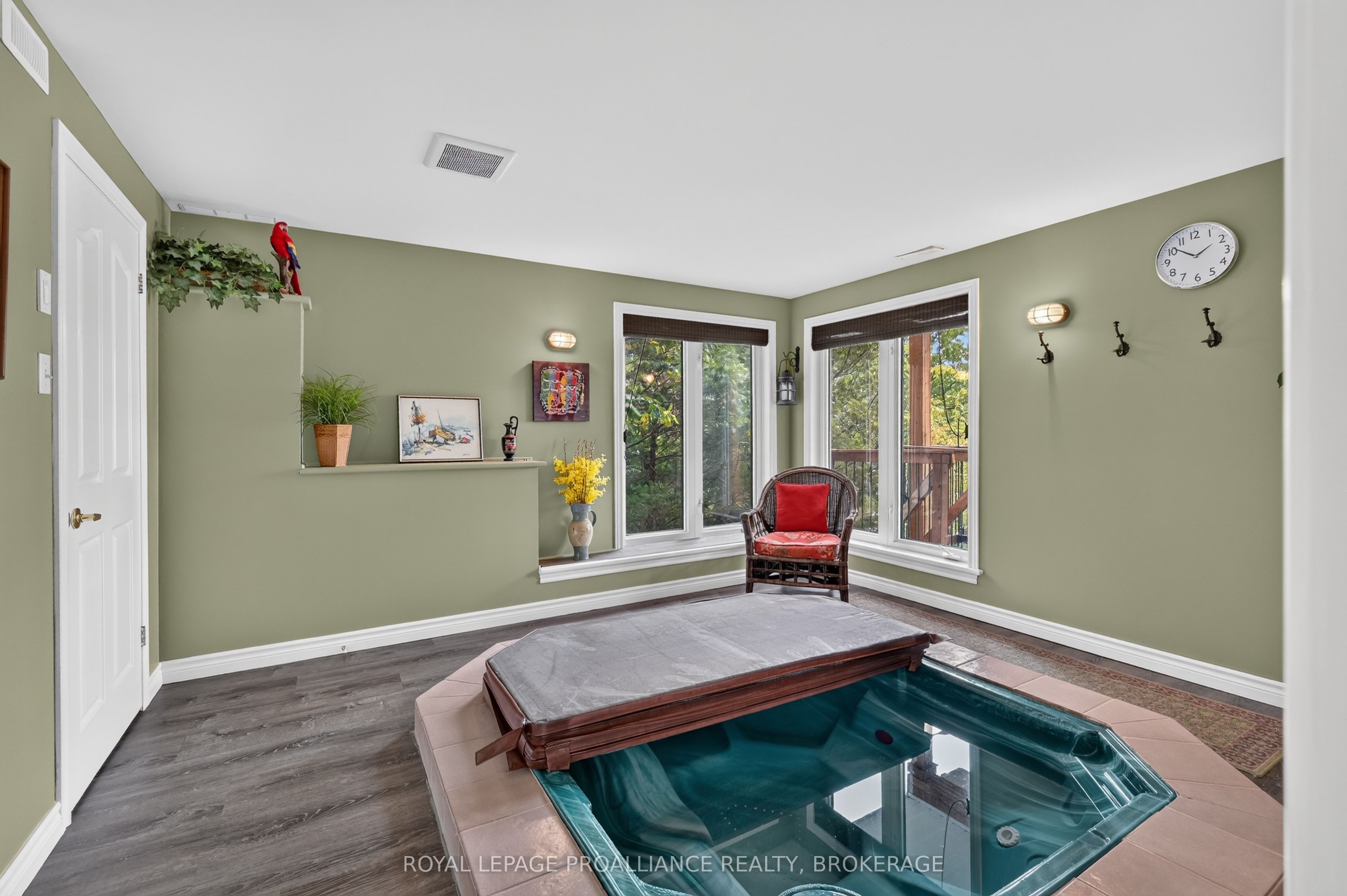 6 Vanston Road Property Photo 24