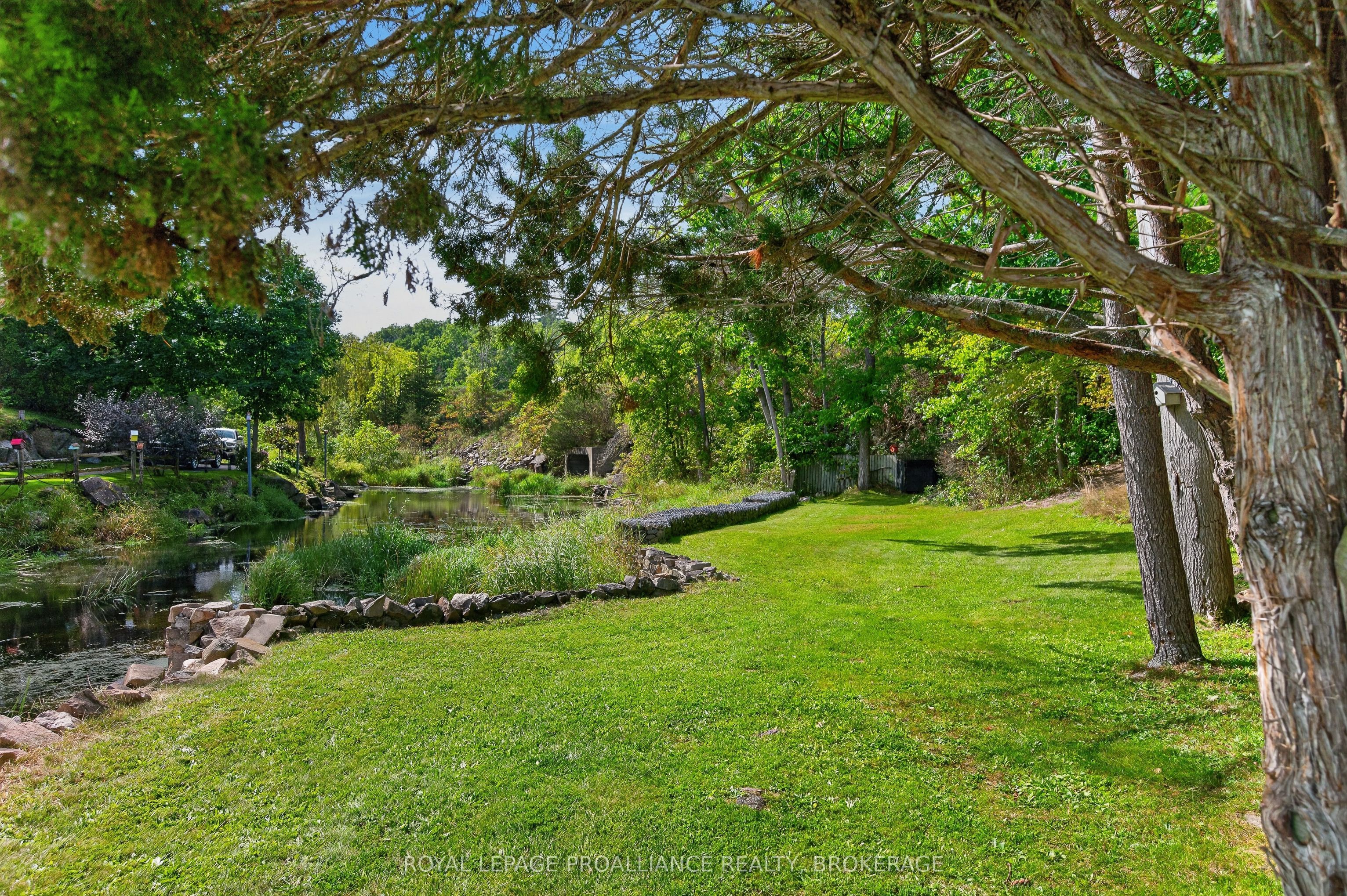 6 Vanston Road Property Photo 43