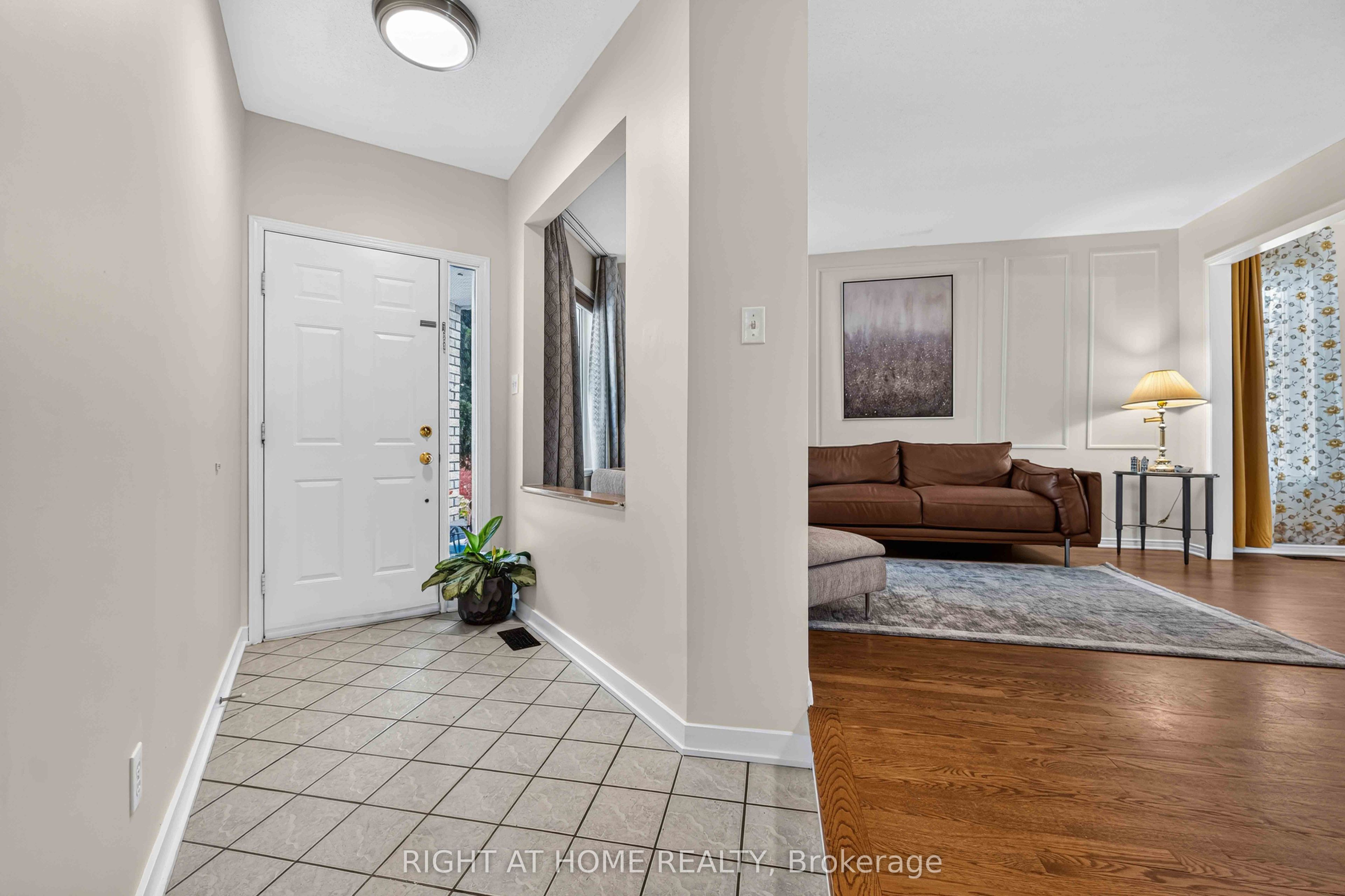 1552 Stojko Street Property Photo 5