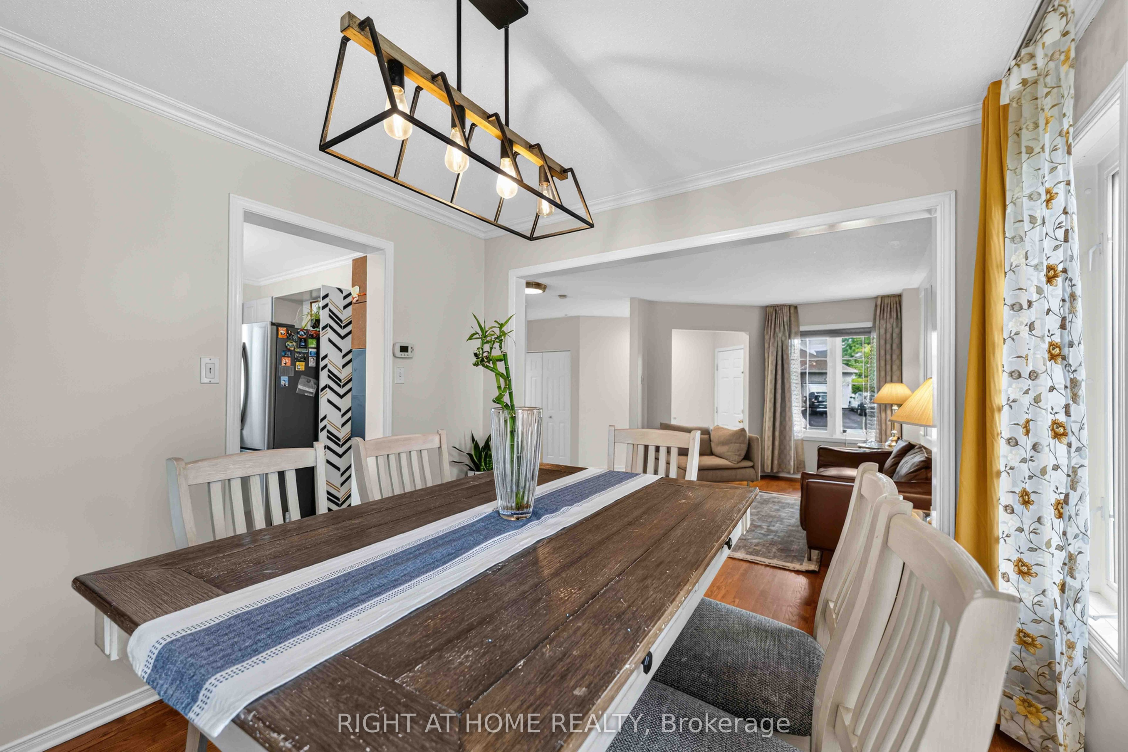 1552 Stojko Street Property Photo 11