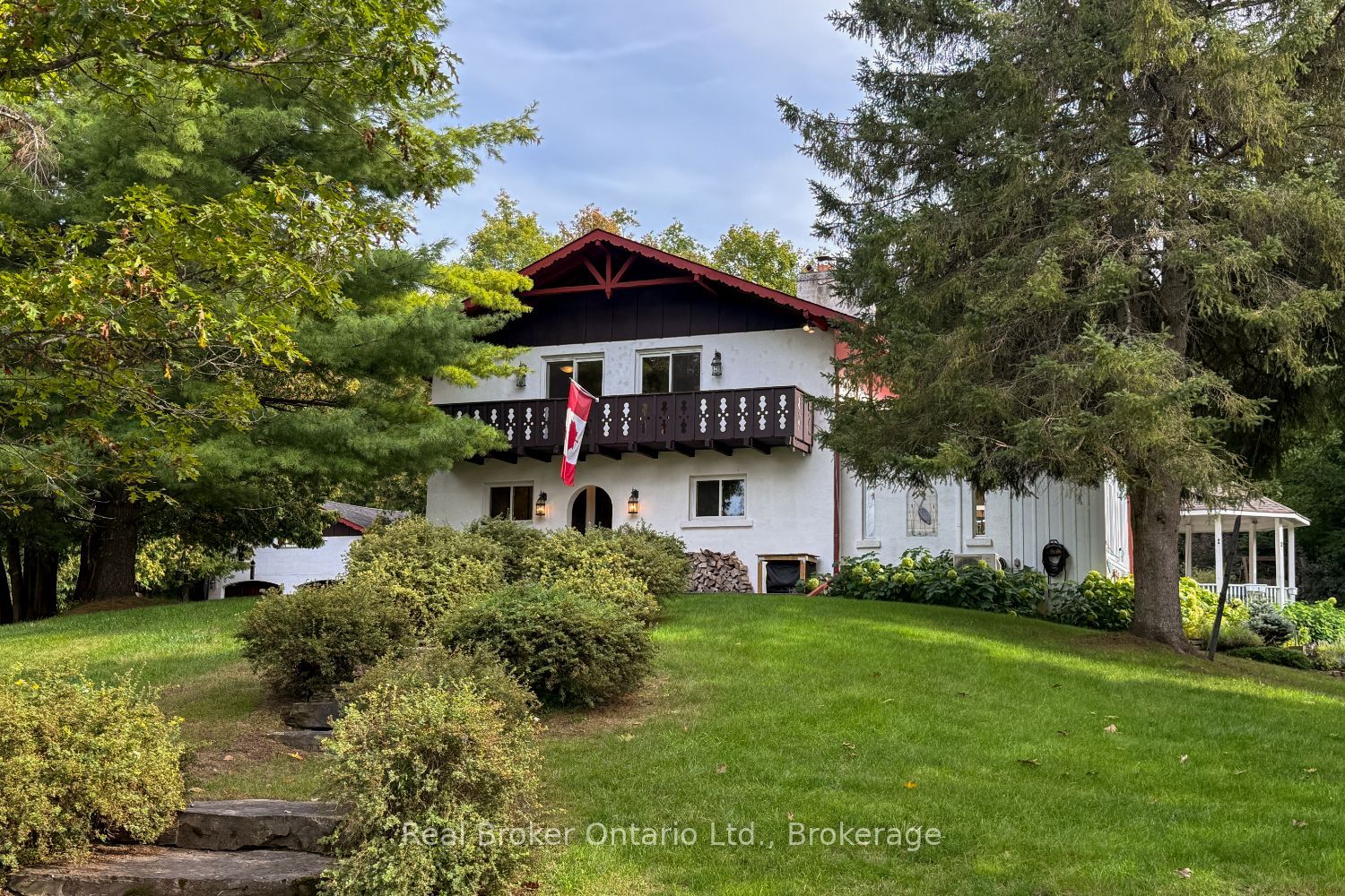 982 Porter Road Property Photo 1