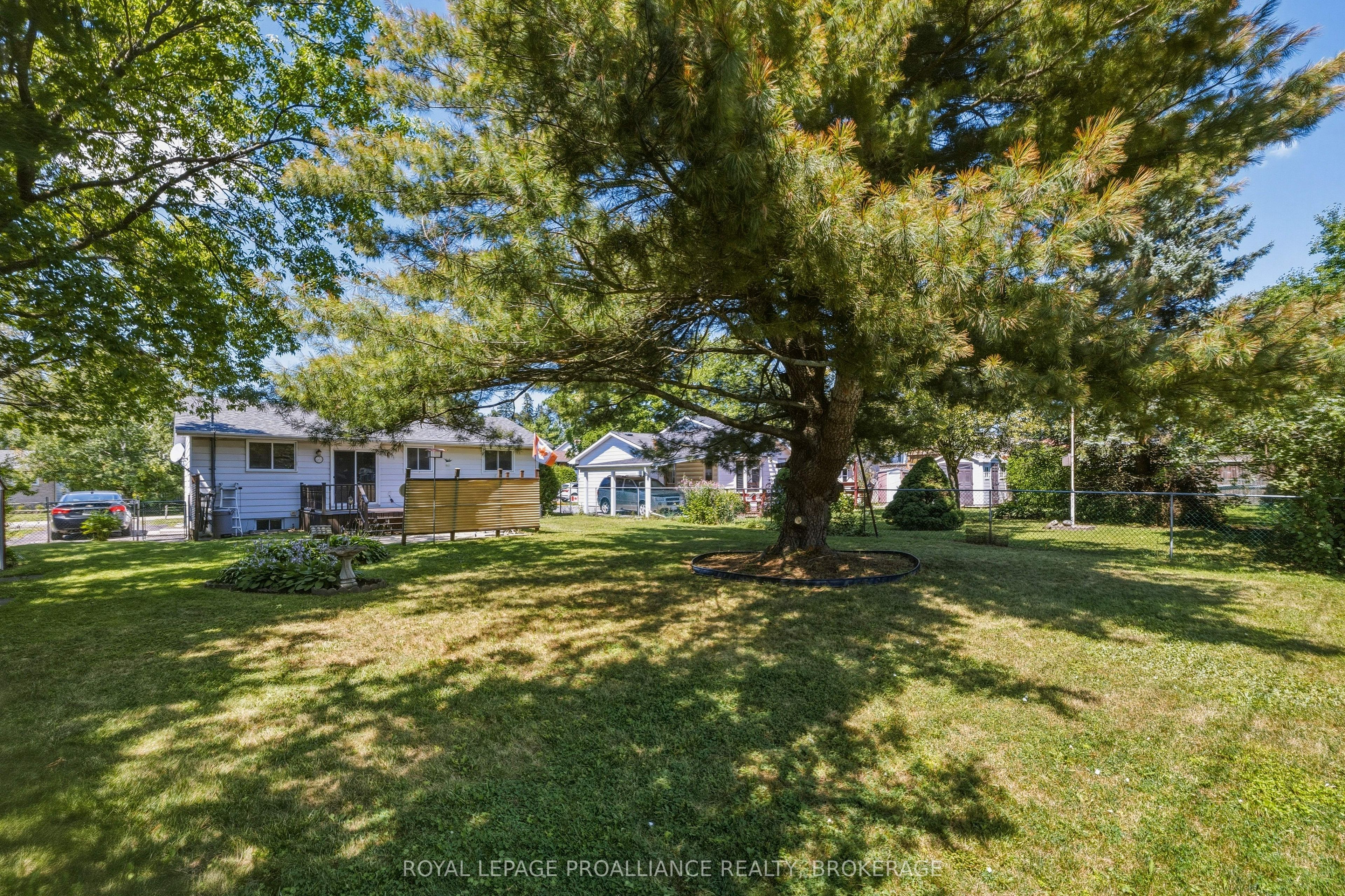 367 Georgiana Street Property Photo 28