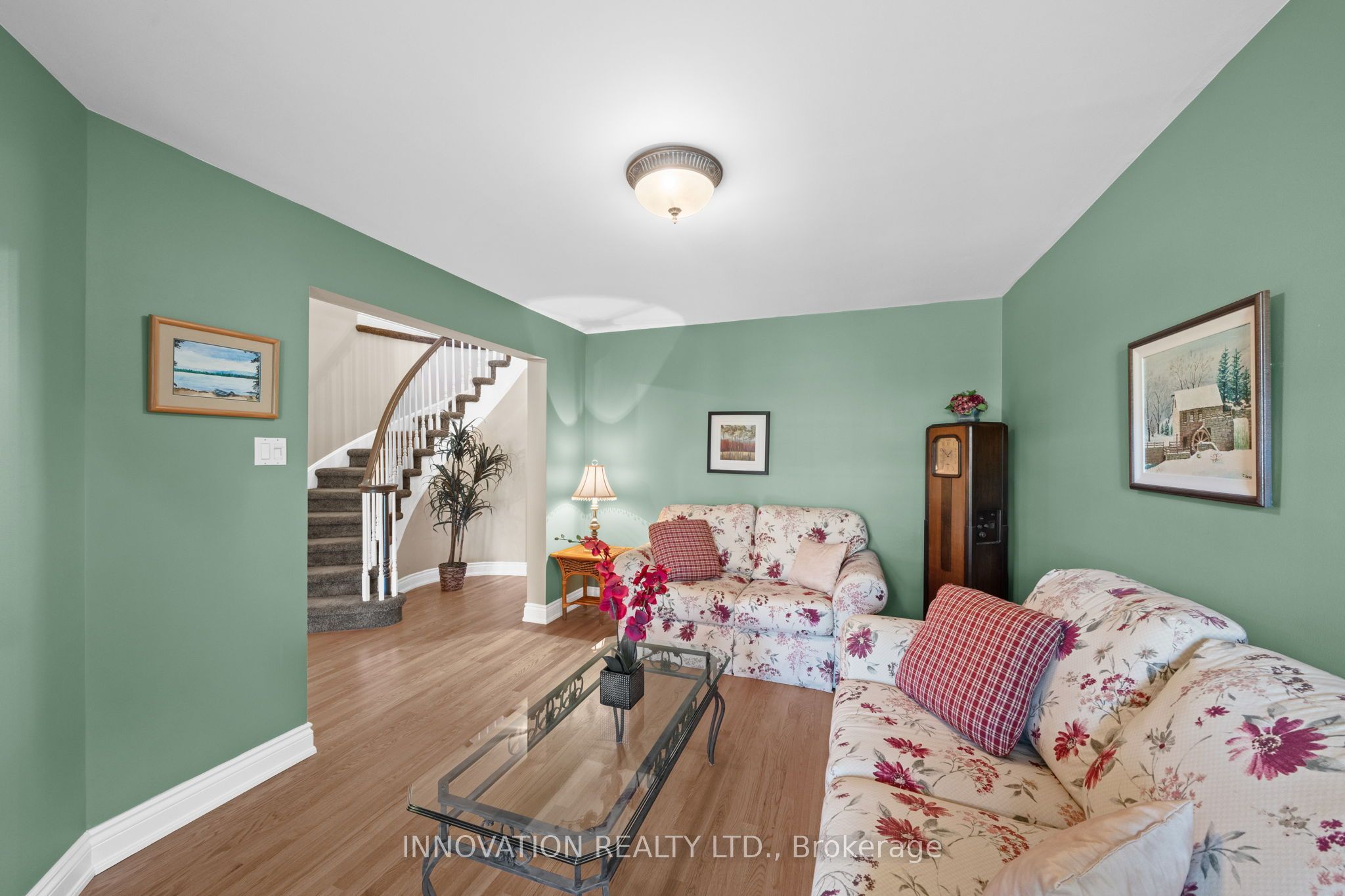 86 Forestview Crescent Property Photo 7