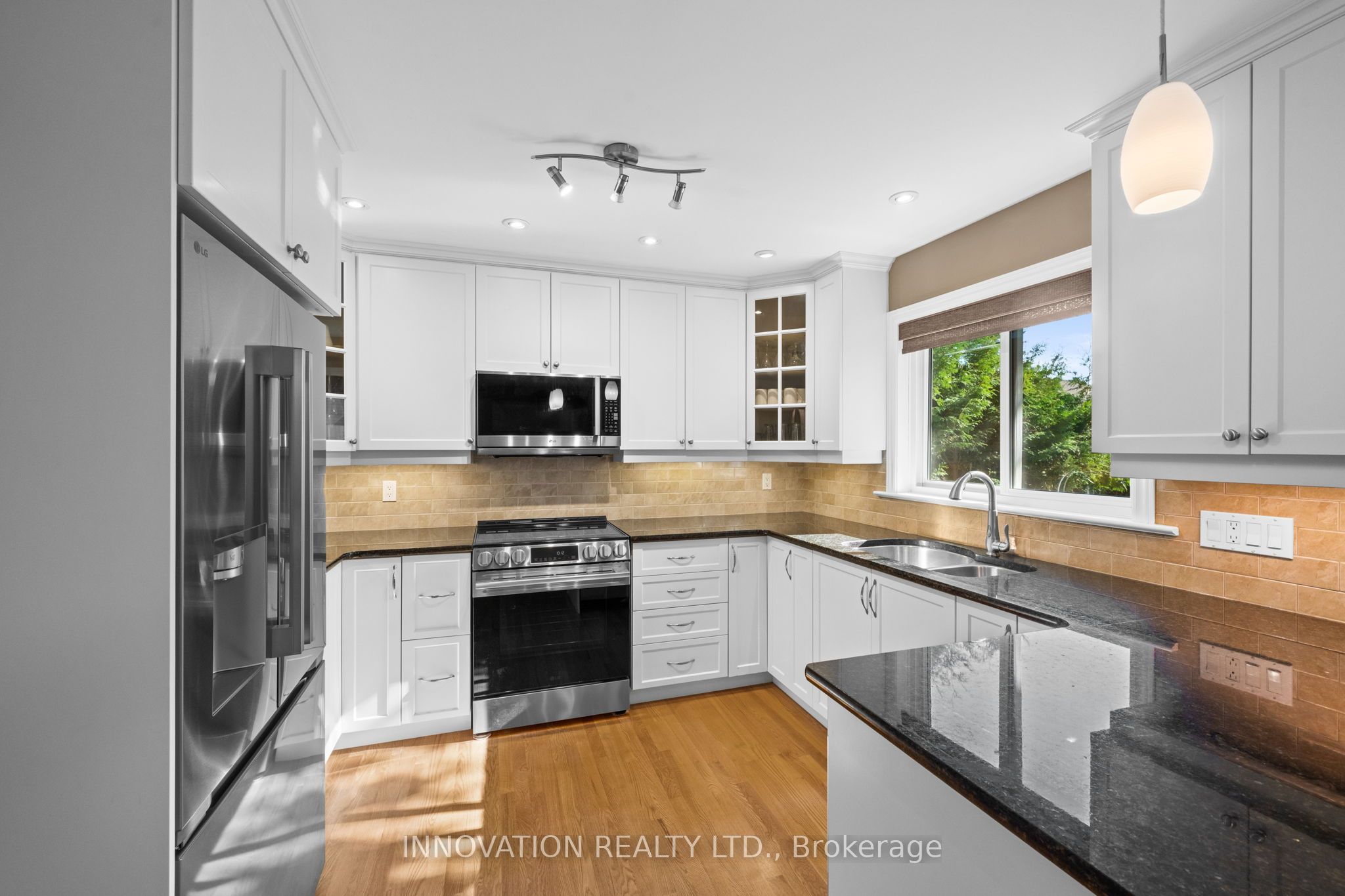 86 Forestview Crescent Property Photo 13