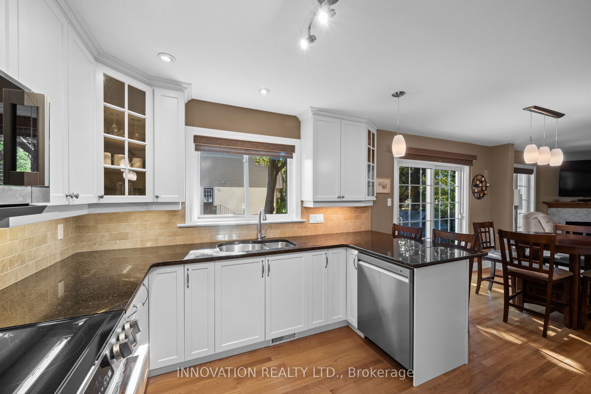 86 Forestview Crescent Property Photo 16