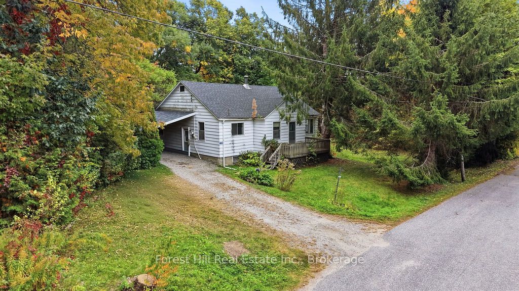 1040 River Street Property Photo 11