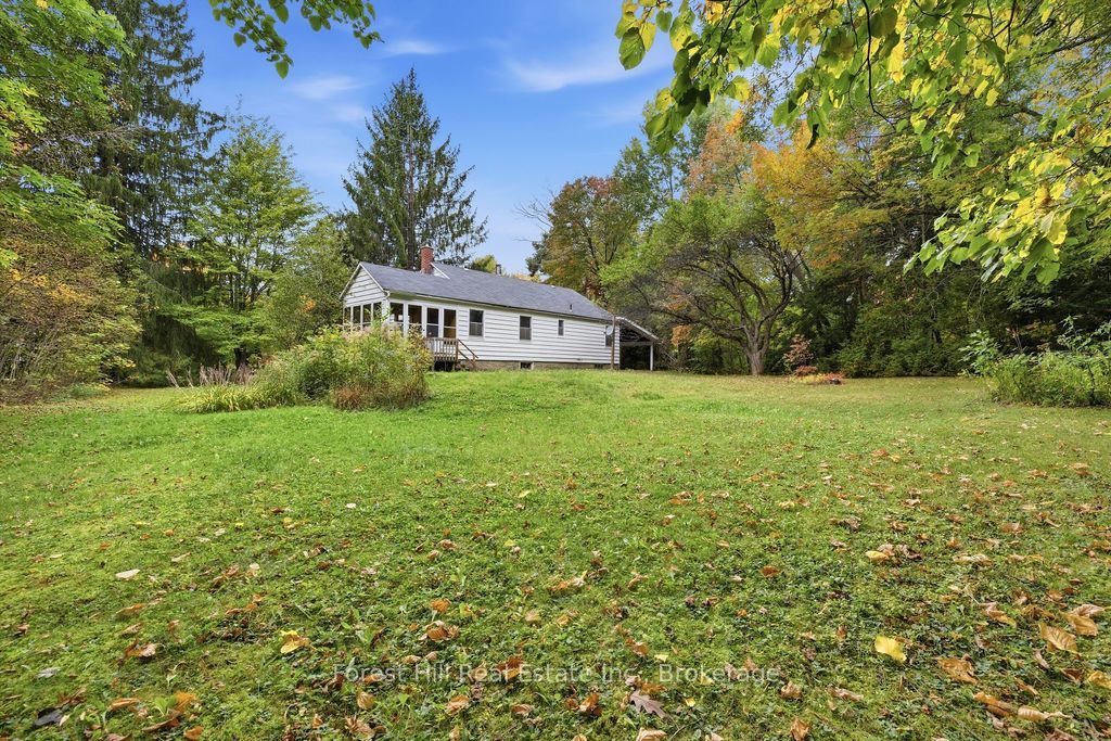 1040 River Street Property Photo 13