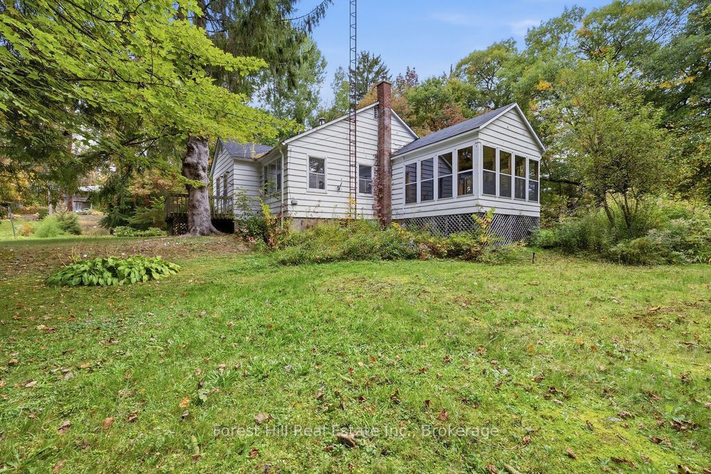 1040 River Street Property Photo 16