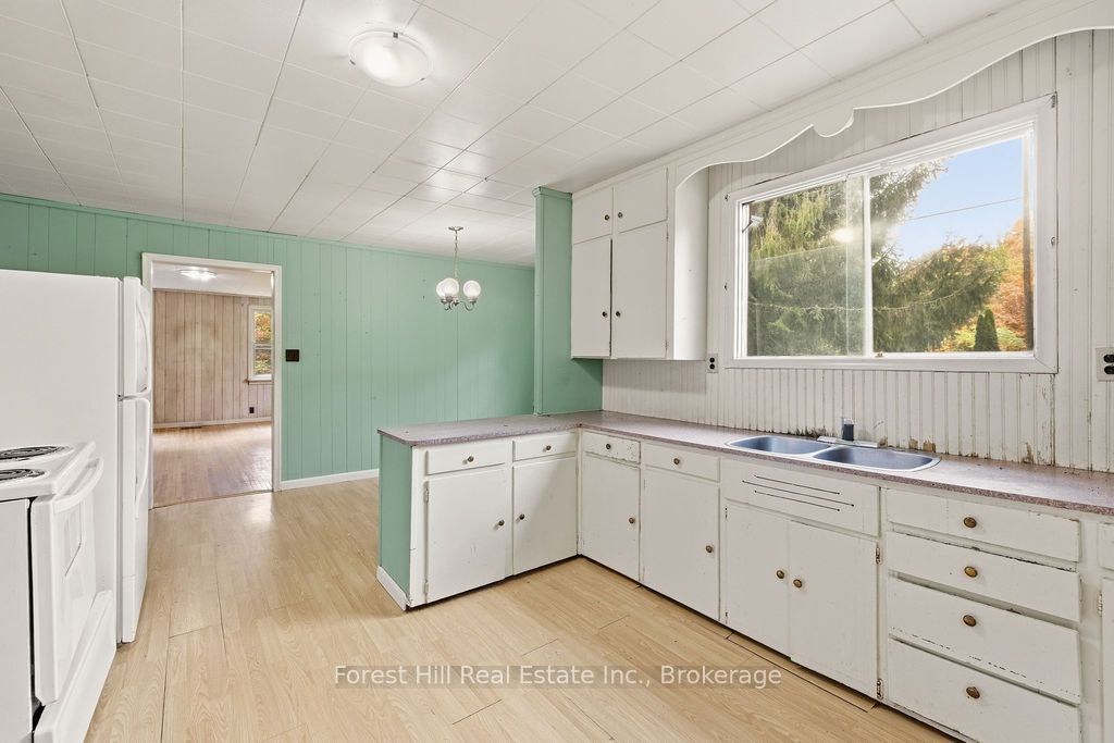1040 River Street Property Photo 23