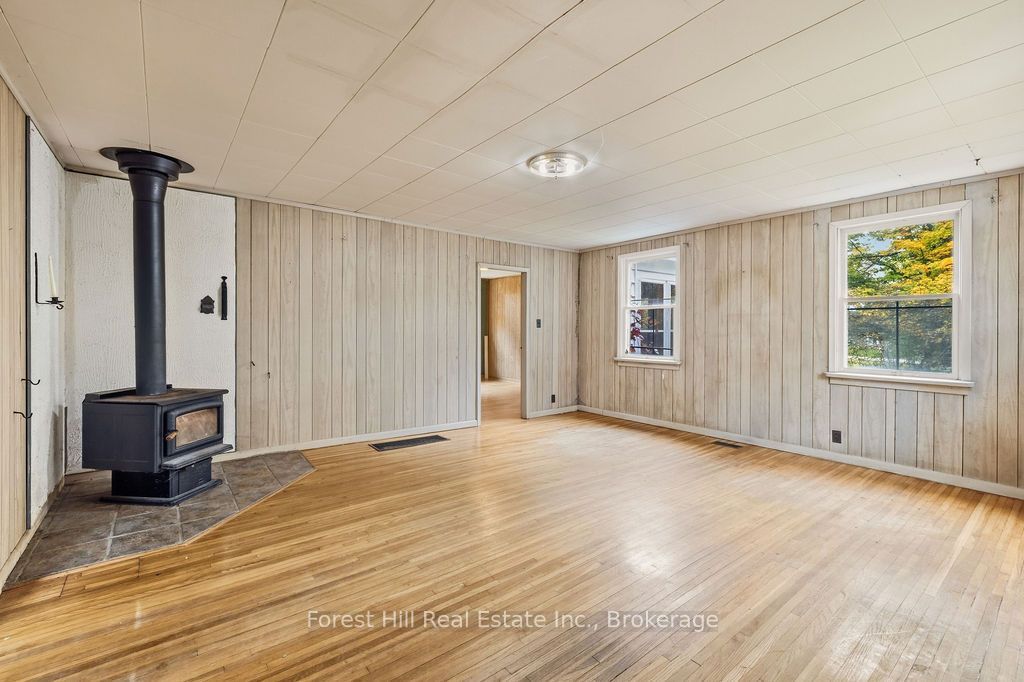1040 River Street Property Photo 30