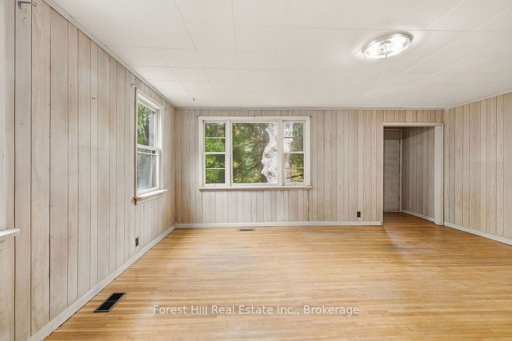 1040 River Street Property Photo 33