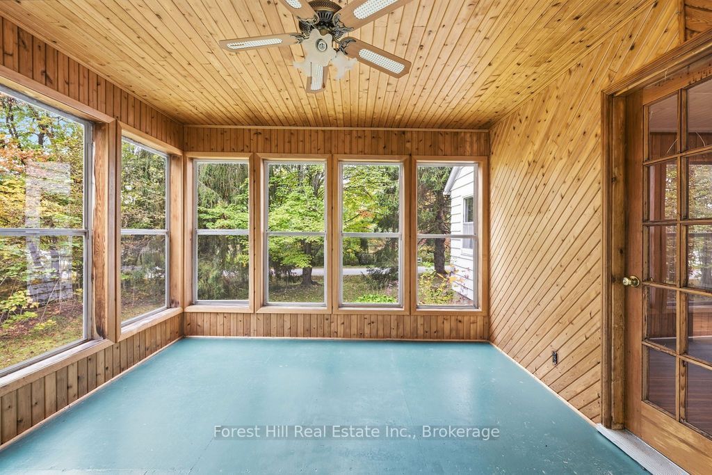 1040 River Street Property Photo 38