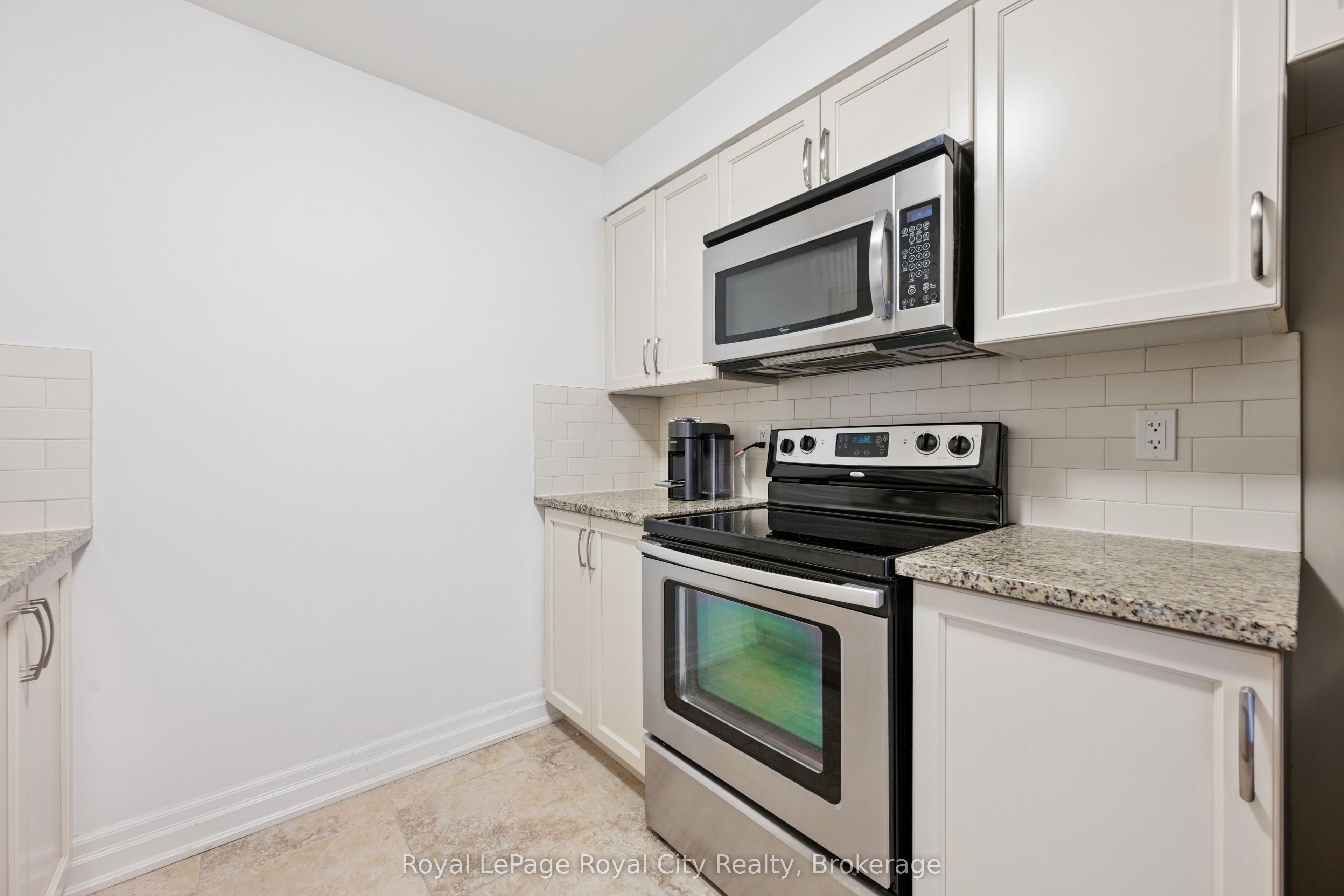 55 Yarmouth Street 903 Property Photo 10