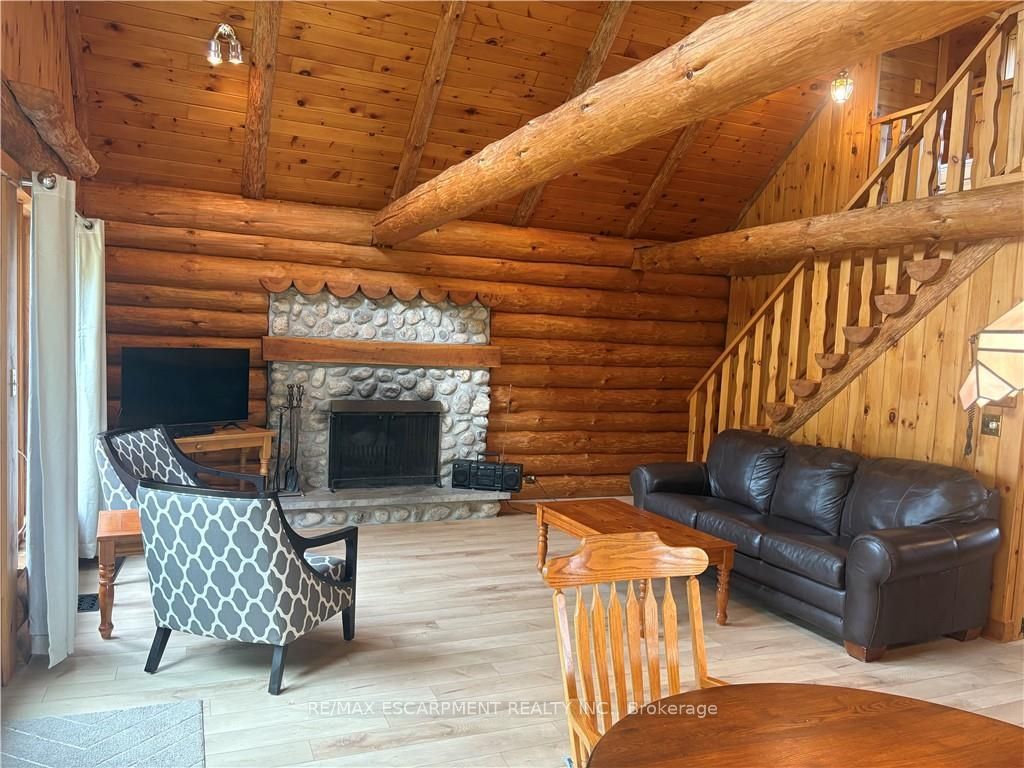3 Upper Mohawk Point Property Photo 11