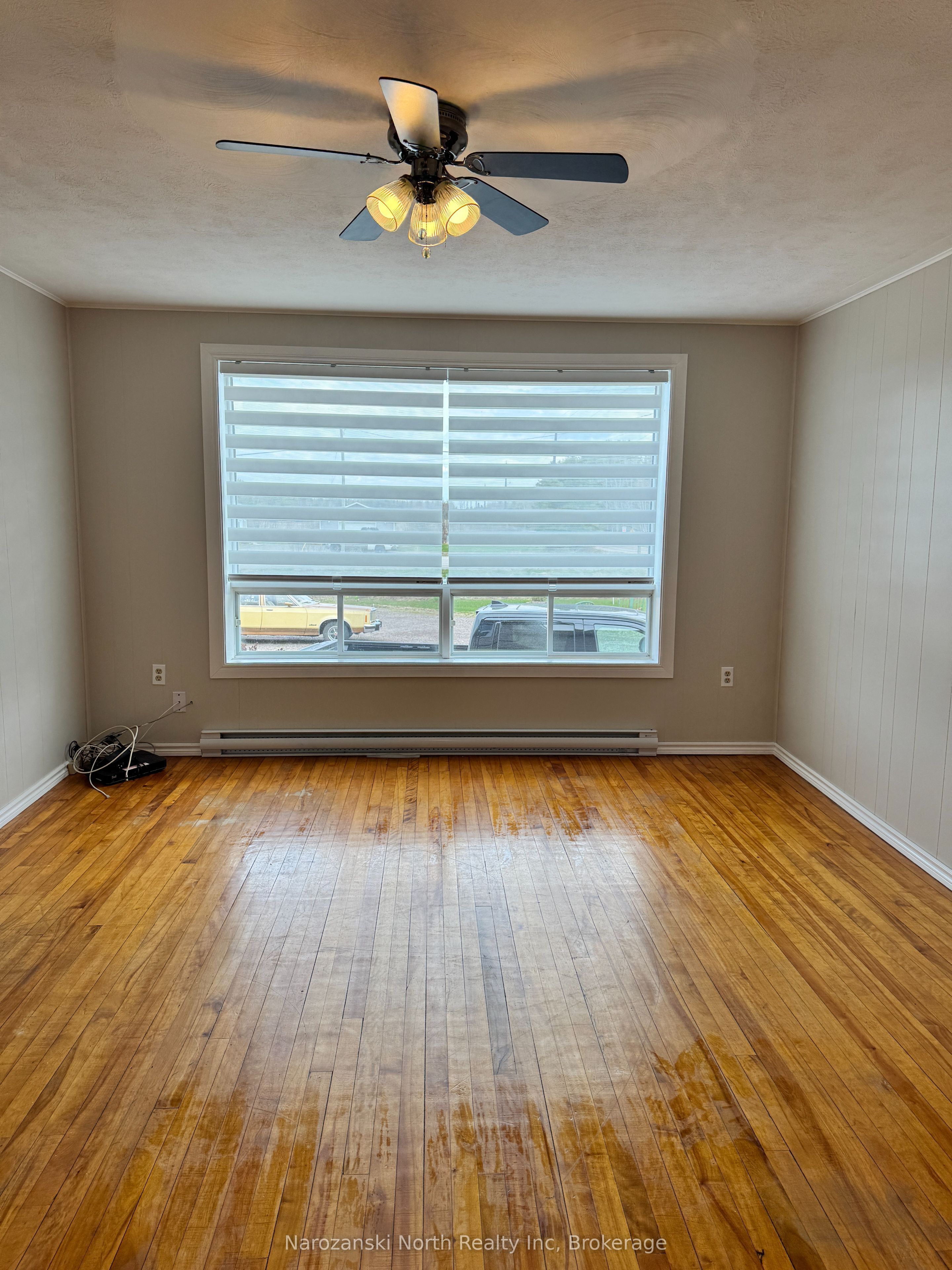 10 Green Bay Road Property Photo 12
