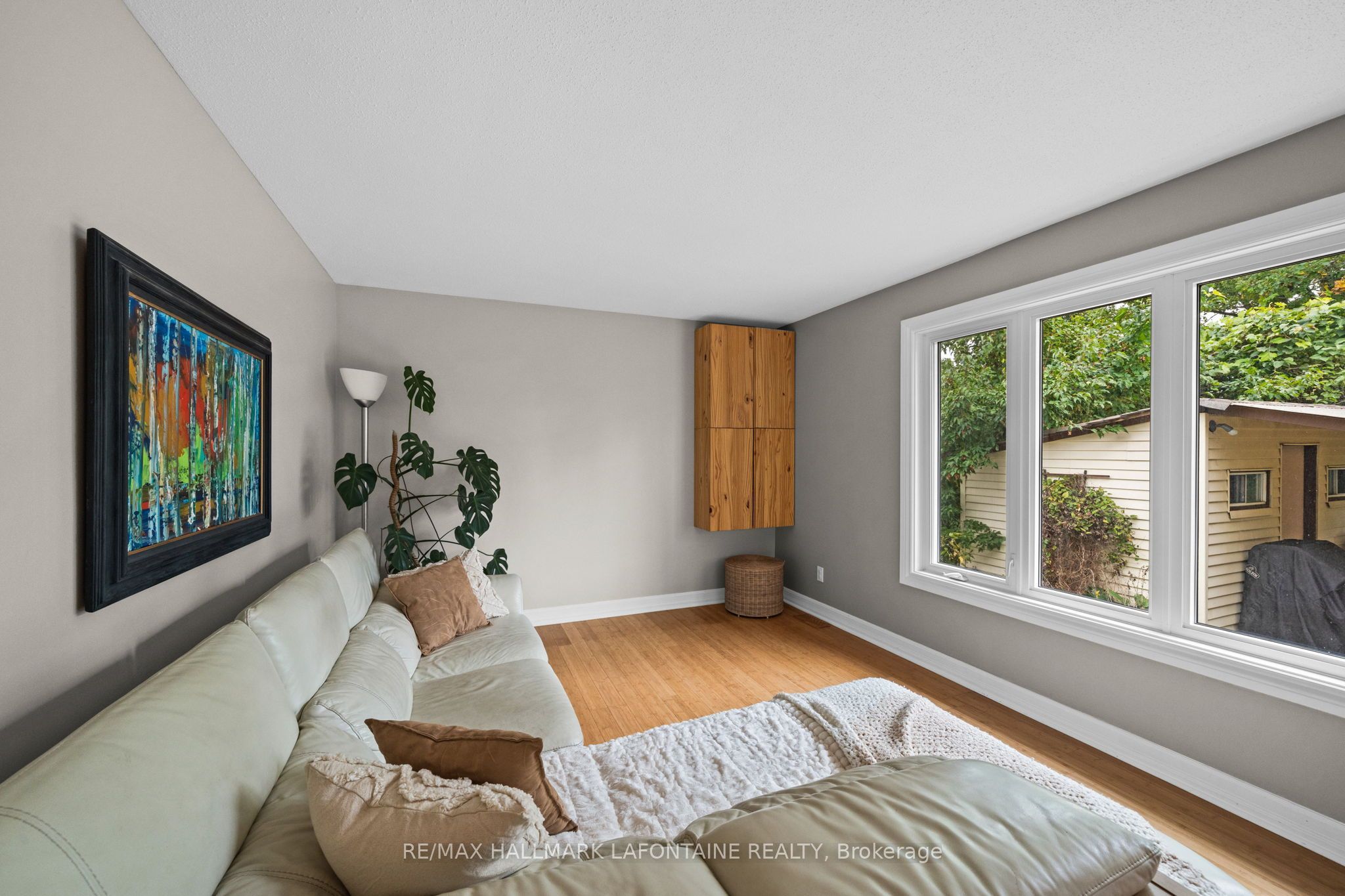 6440 Glen Knolls Drive Ottawa On K1c2x2 Drive Property Photo 18